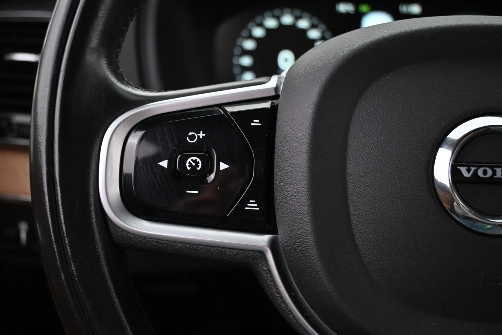 Car Image - 60Ohev5DgO6g1R8Vsi47o4