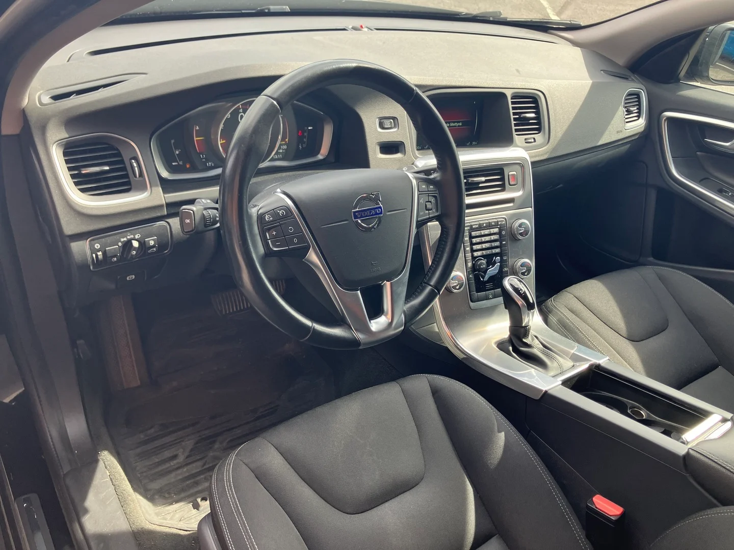 Car Image - 685cUe8YpFCj7LVYKgwI99