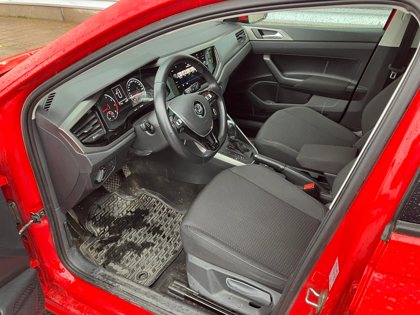 Car Image - 7mDXOk49ZtT2J3iFSvfXYy