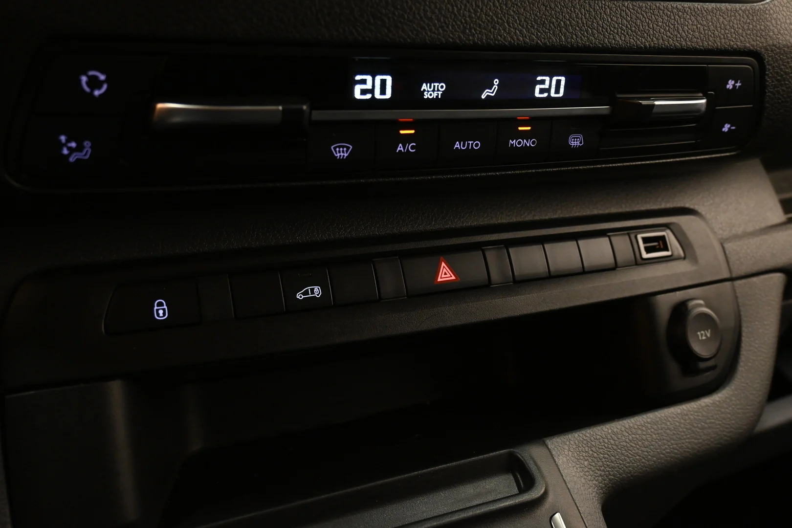 Car Image - 19Wr53ITileudhAt9HpIX6