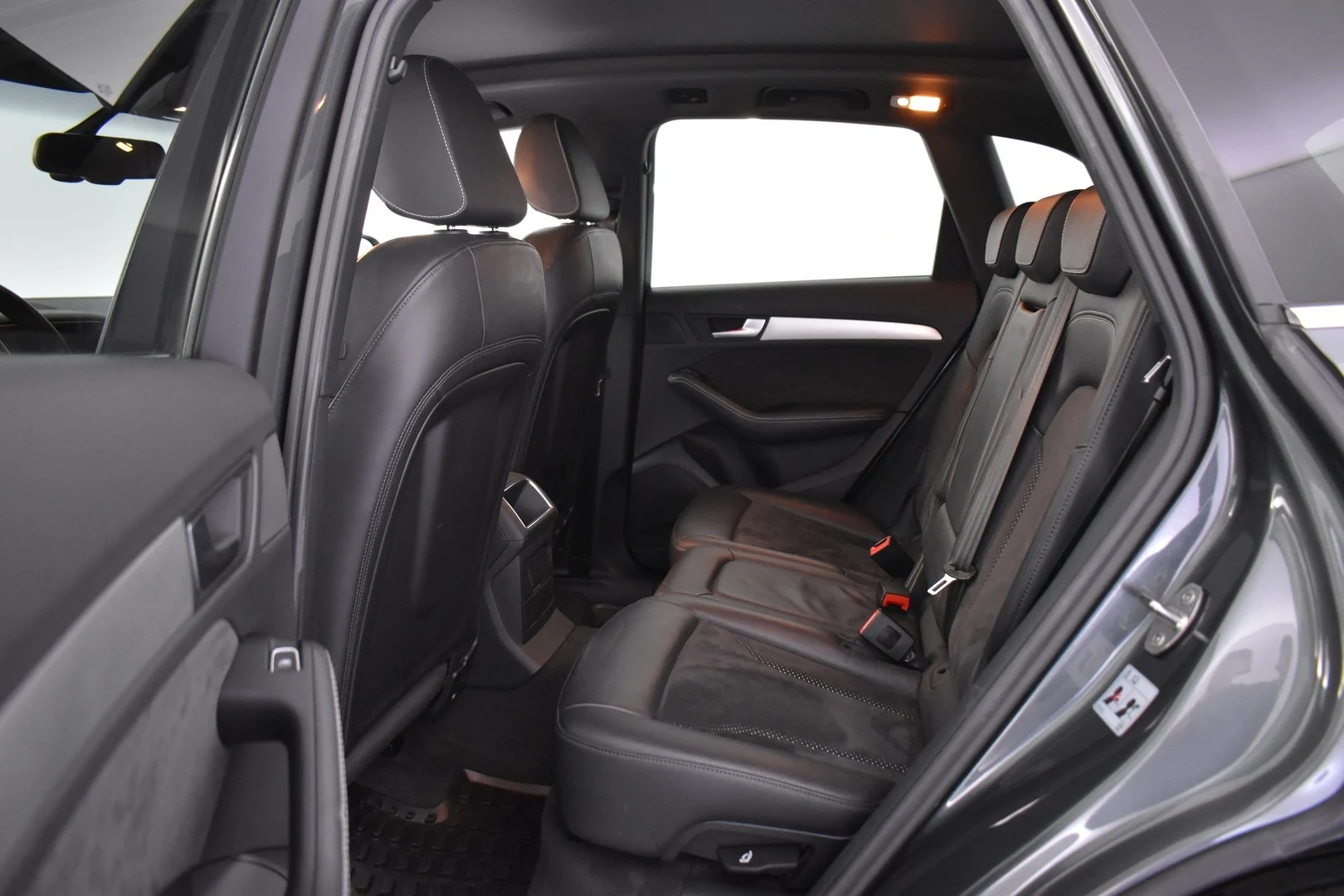 Car Image - 4gQFVczjuKZJEaPW3M5V7g
