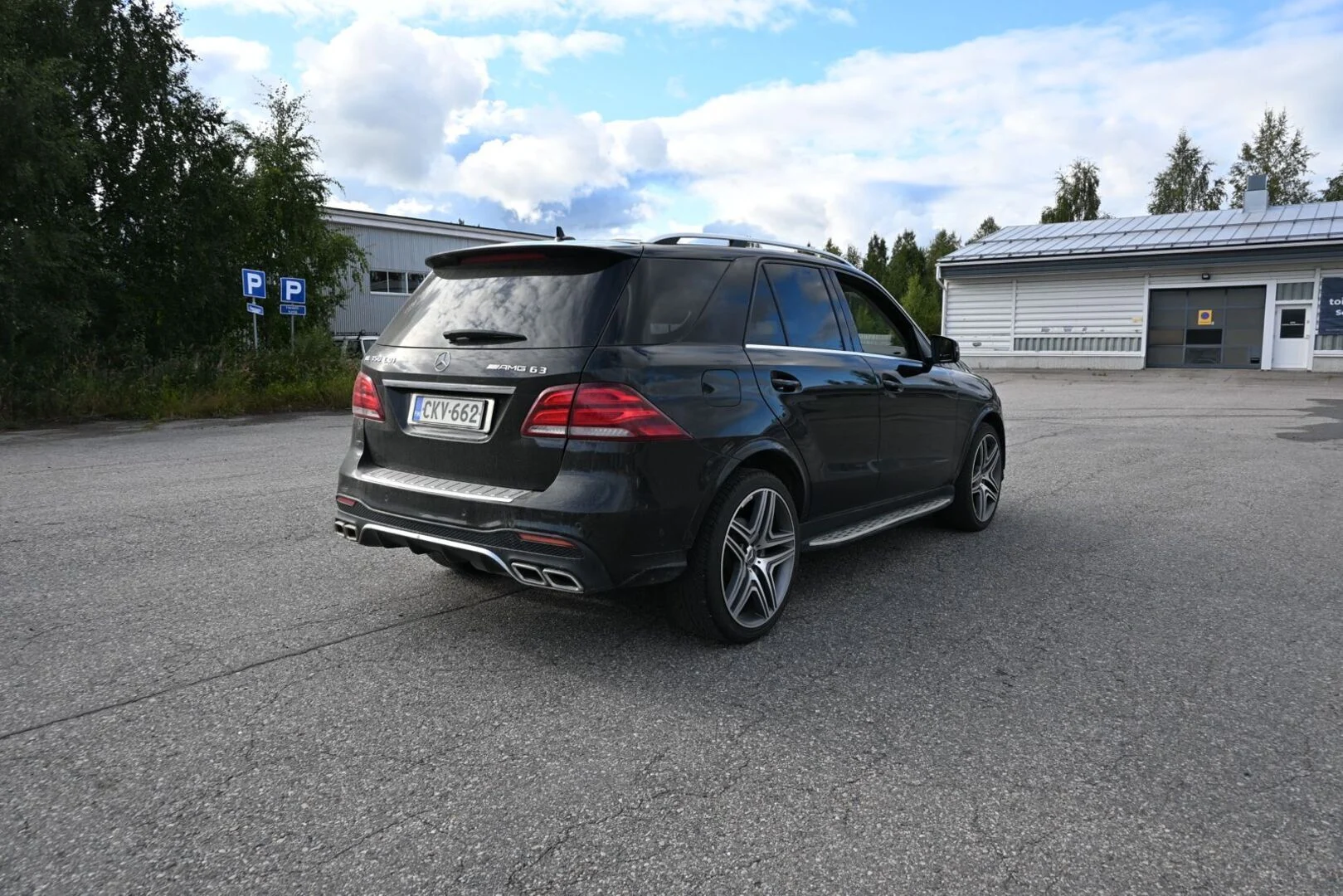 Car Image - 6Hz7eSfKQKgebY4lT2syBY