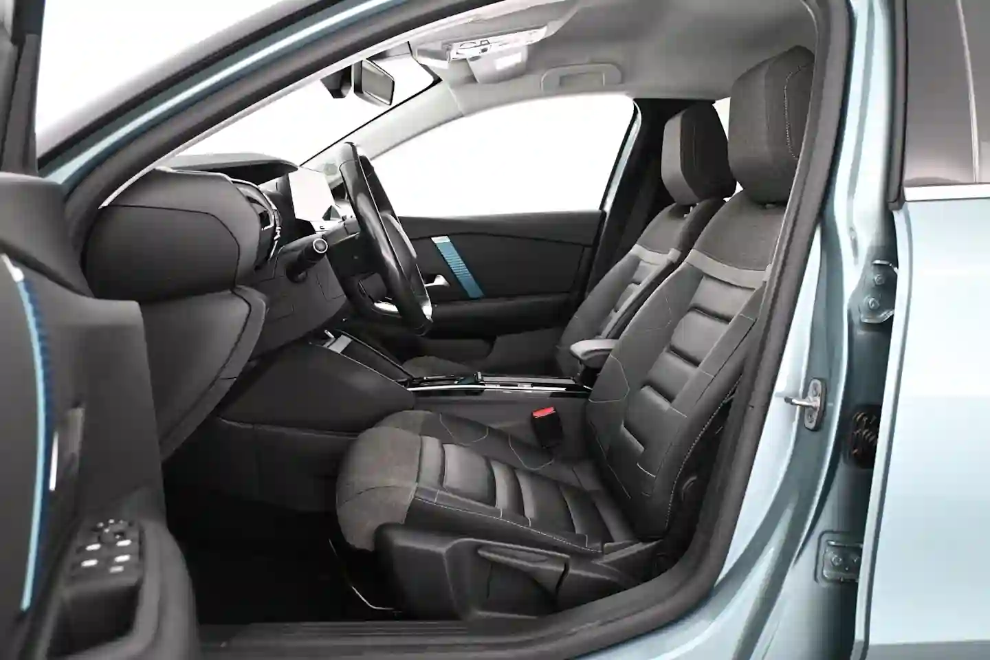 Car Image - 5OosvhAtcPq0XeeXTvP7HP