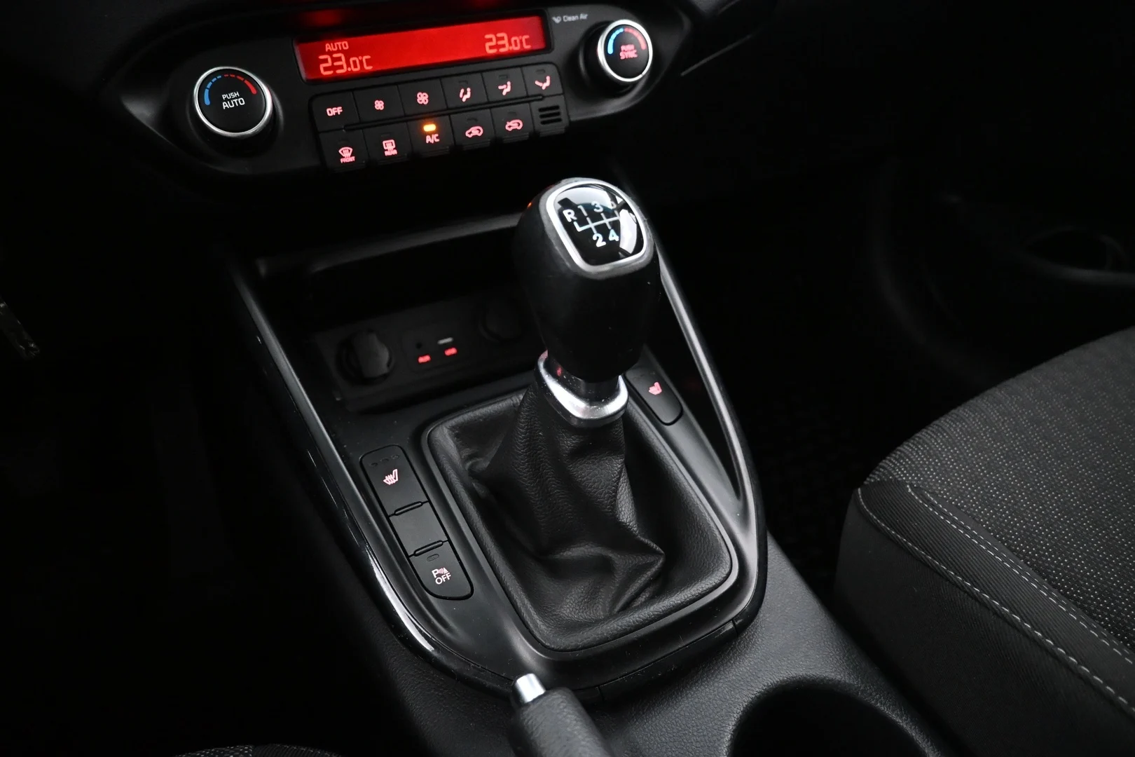 Car Image - 4HA1xZuKg9C4vwV9JVaHYv