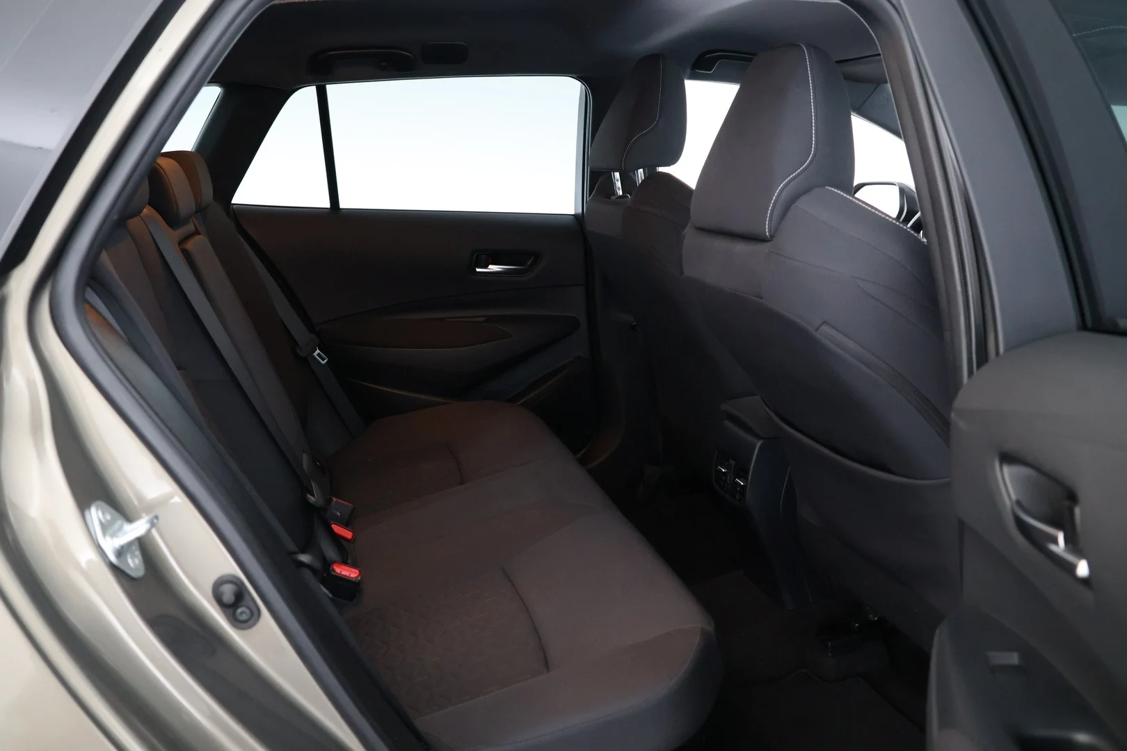 Car Image - 1N2EIw3JP7bWAwDRVr1Uth