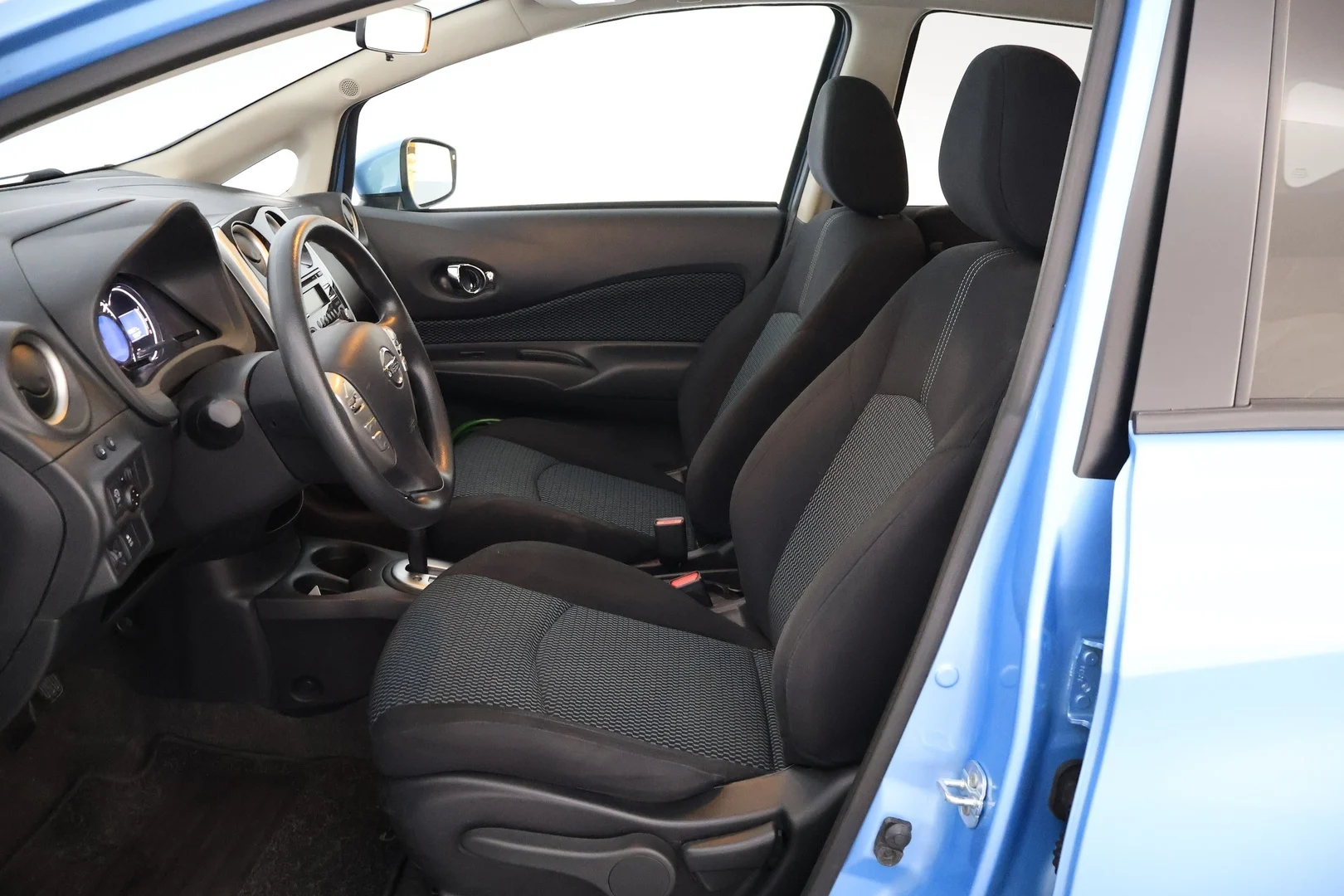 Car Image - 3H6x2Y1WVVvlHgfOR44MbY