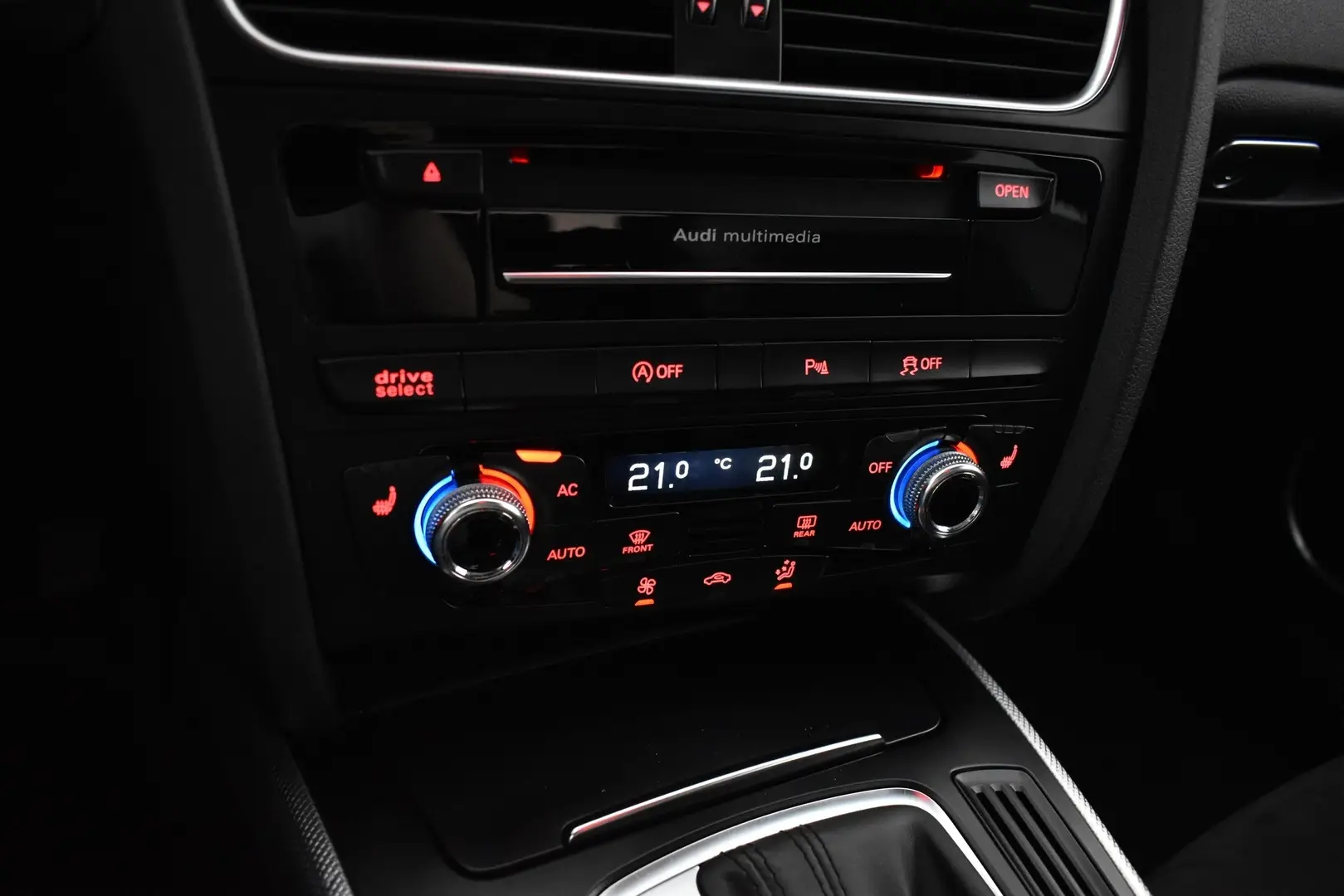 Car Image - 6wZO5m2m9ggkLZoXt5CwaX