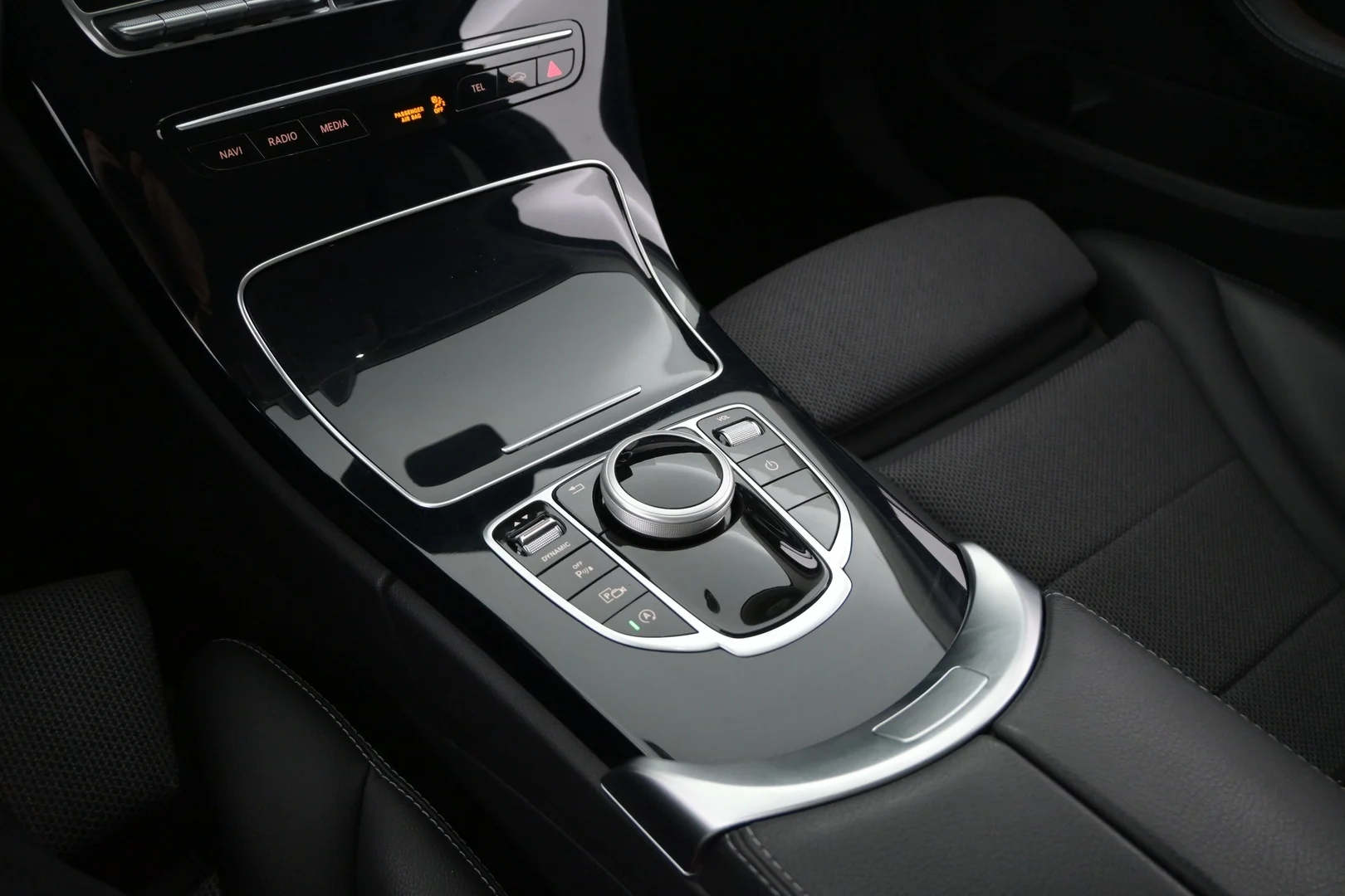 Car Image - 5Lqud1JgV3o541oDpVVjdq