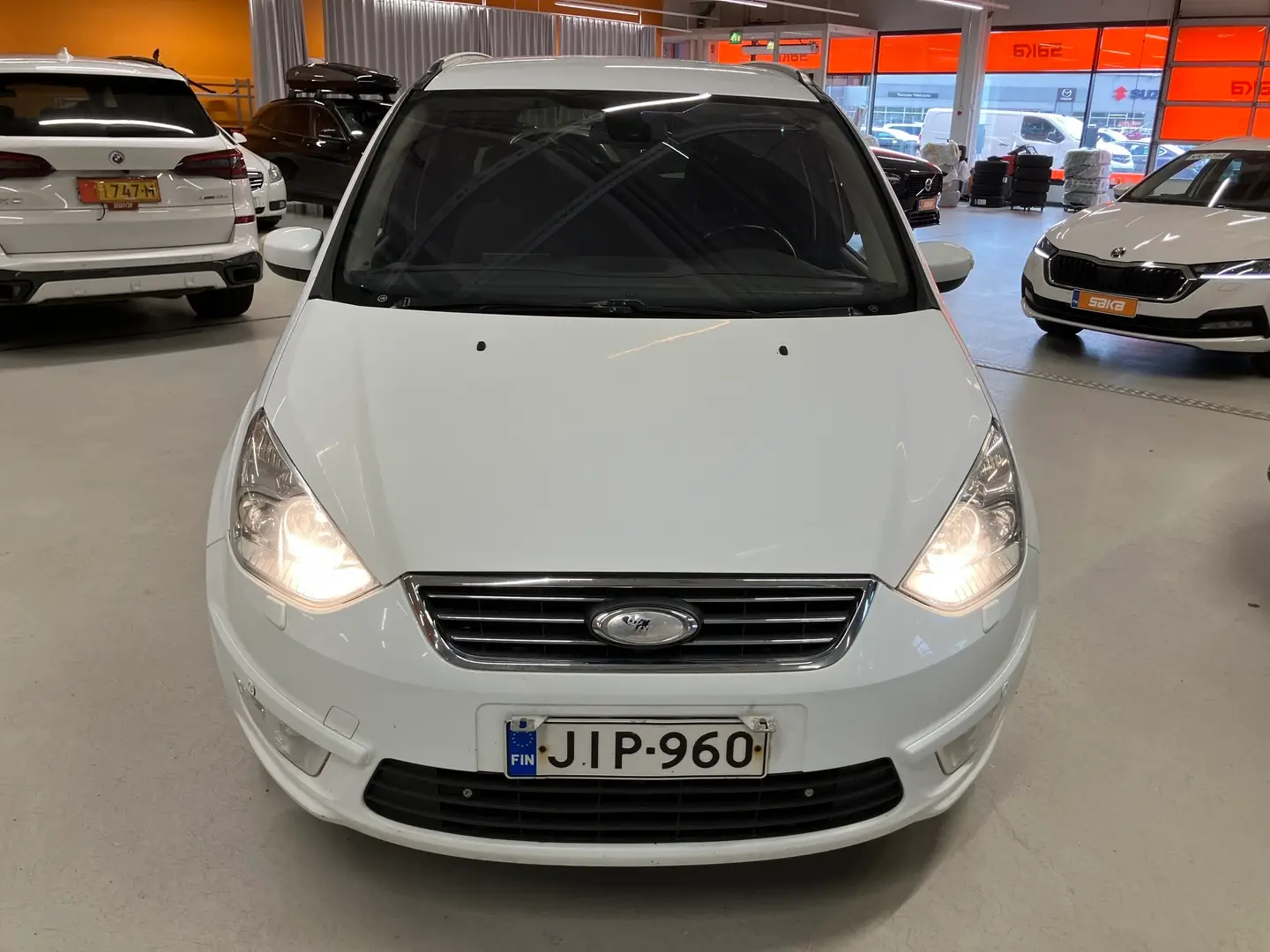Car Image - 7dIFkvX7tnxvQcditkPrMI