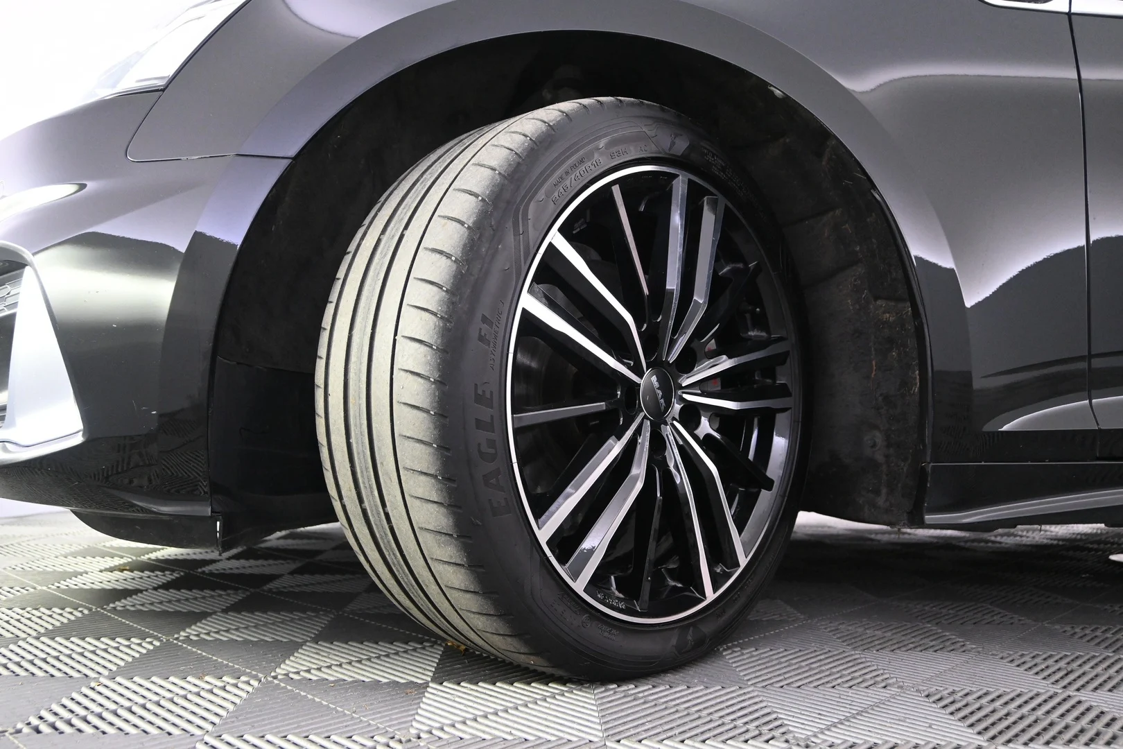 Car Image - ZyyYGUn5zPXO5kHprq1PU