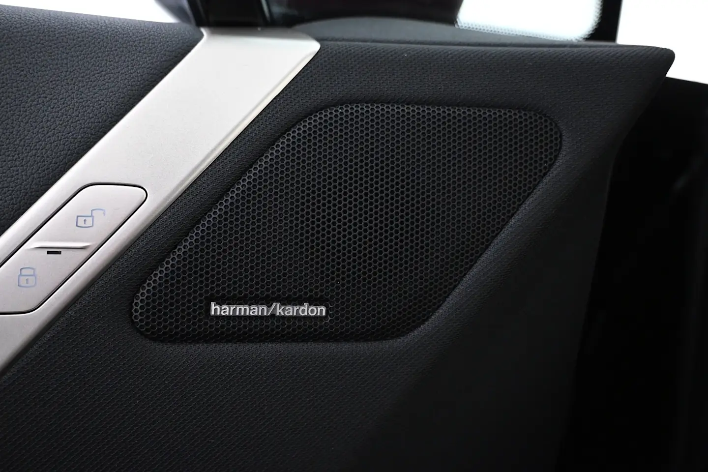 Car Image - 2IIB5GJQxsXedYSs4YZgZT