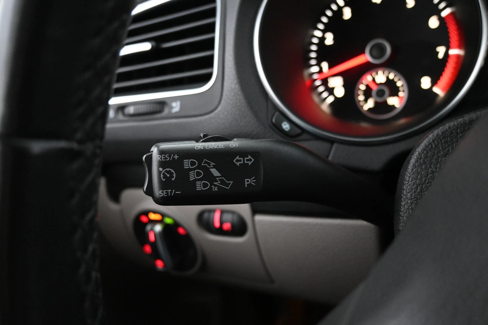 Car Image - 5lHihyGSVuJAWPEPVHQ7ve
