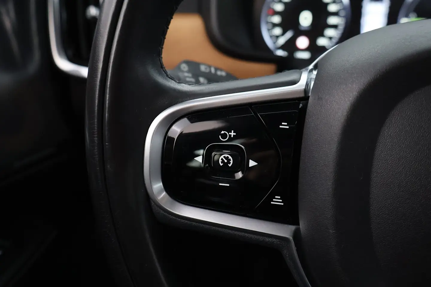 Car Image - 4N8yFwpk9nY6KOgZEsH4VP