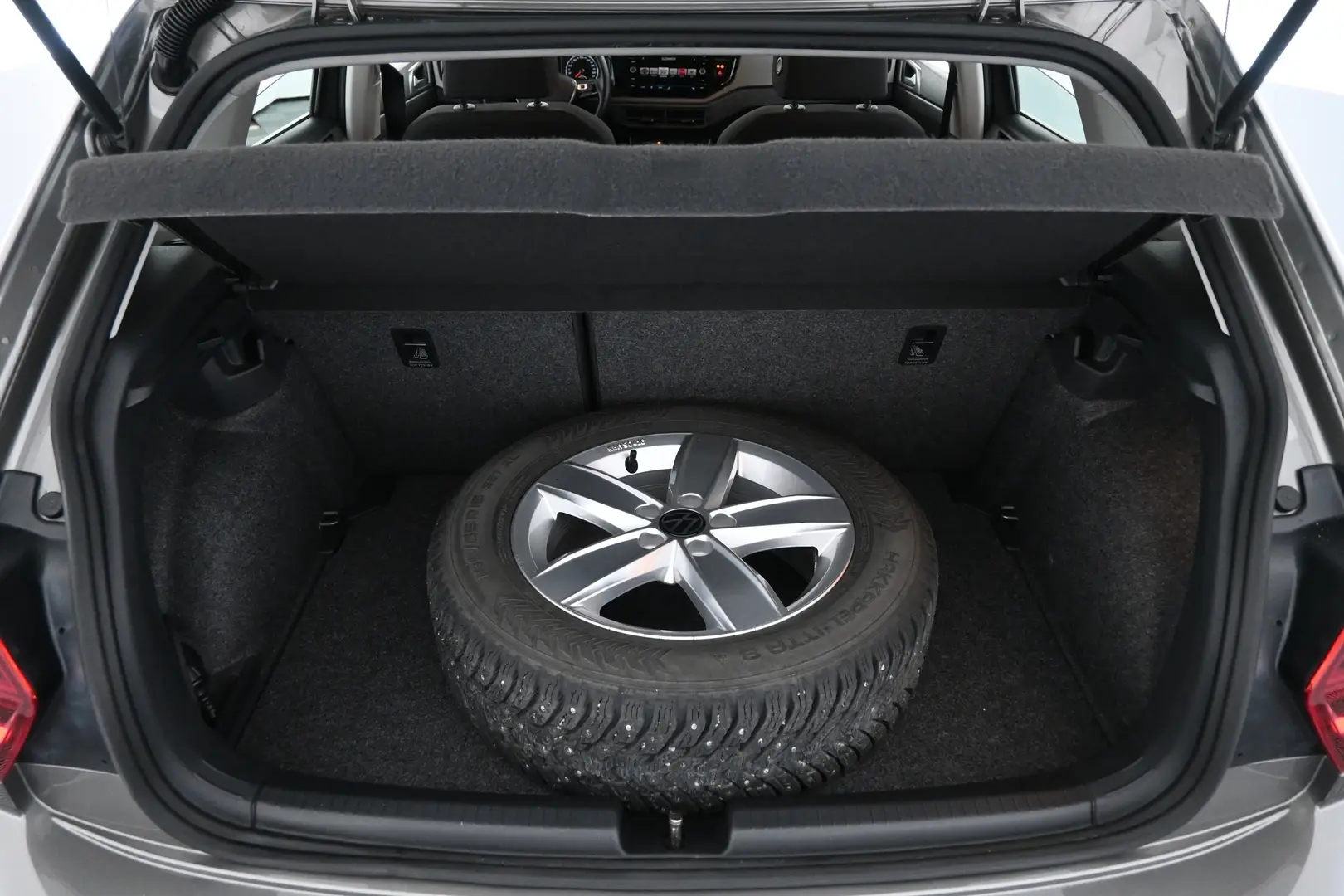 Car Image - 4y0fFQJYoJegwNGeOcisH7