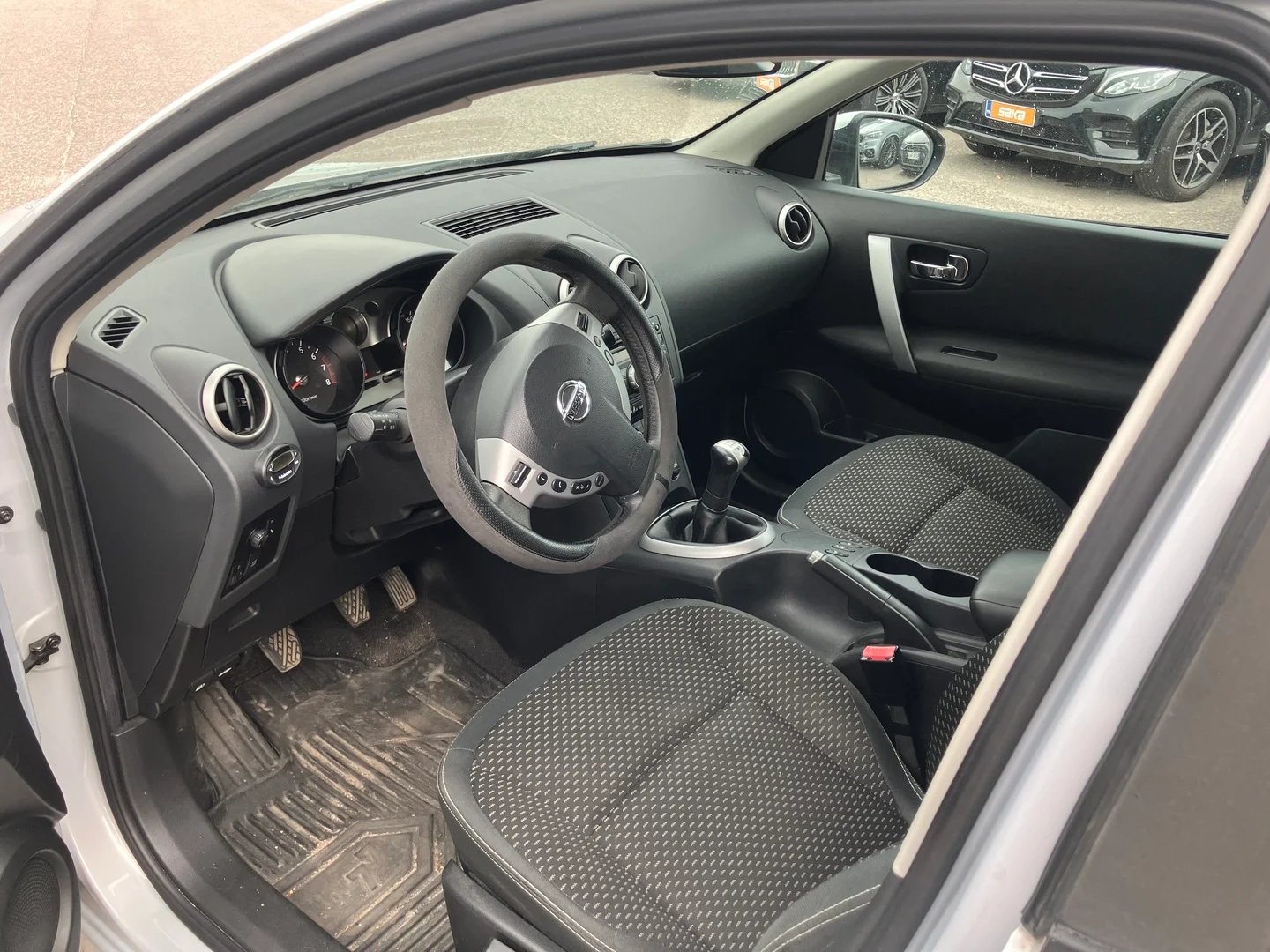 Car Image - giQZBnOSbKir8Aji2ydSV
