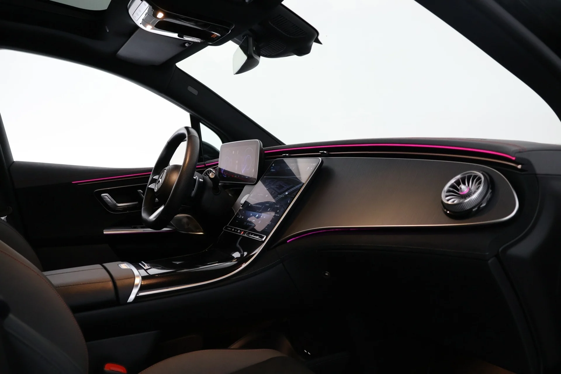 Car Image - S4fRR5XwsjANLWshlBZy6