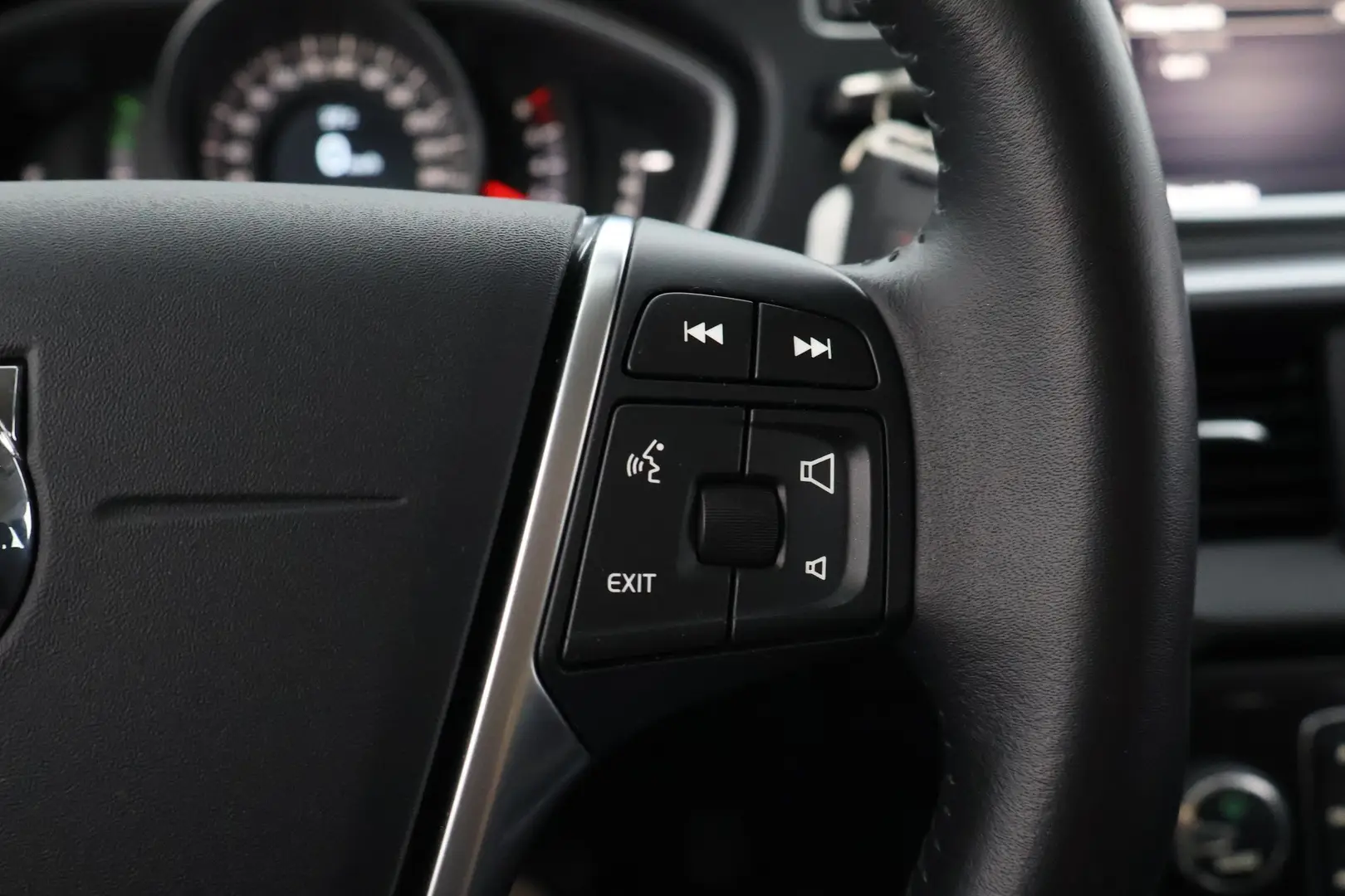 Car Image - 5Bft4XWNlqgnou7wvP1hW