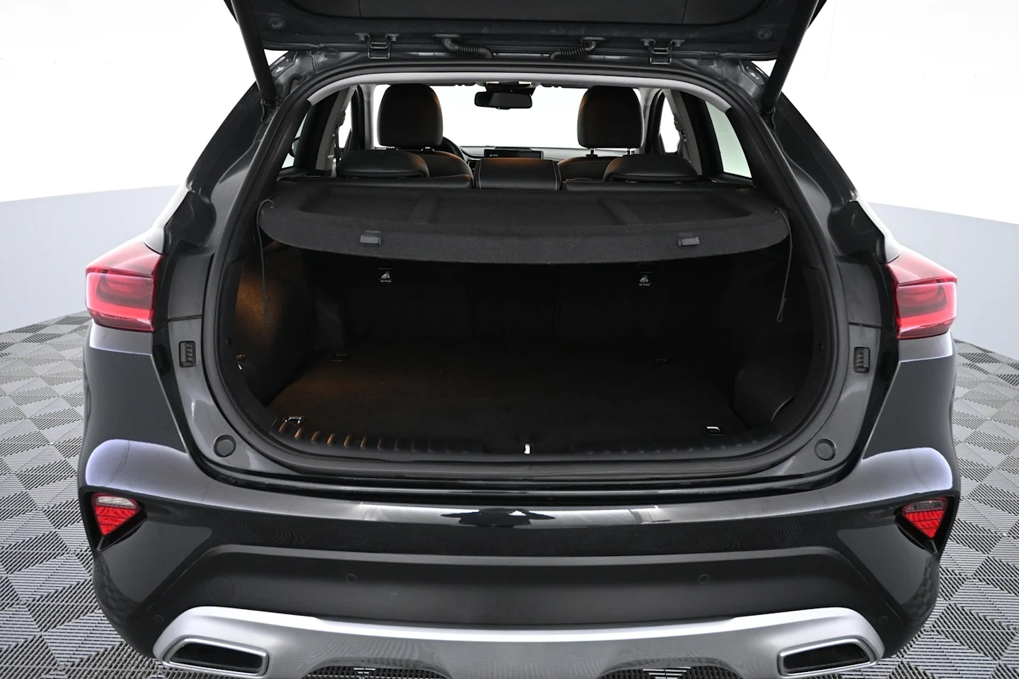 Car Image - 1Ip6NlMuVcgY8VkT6X66us