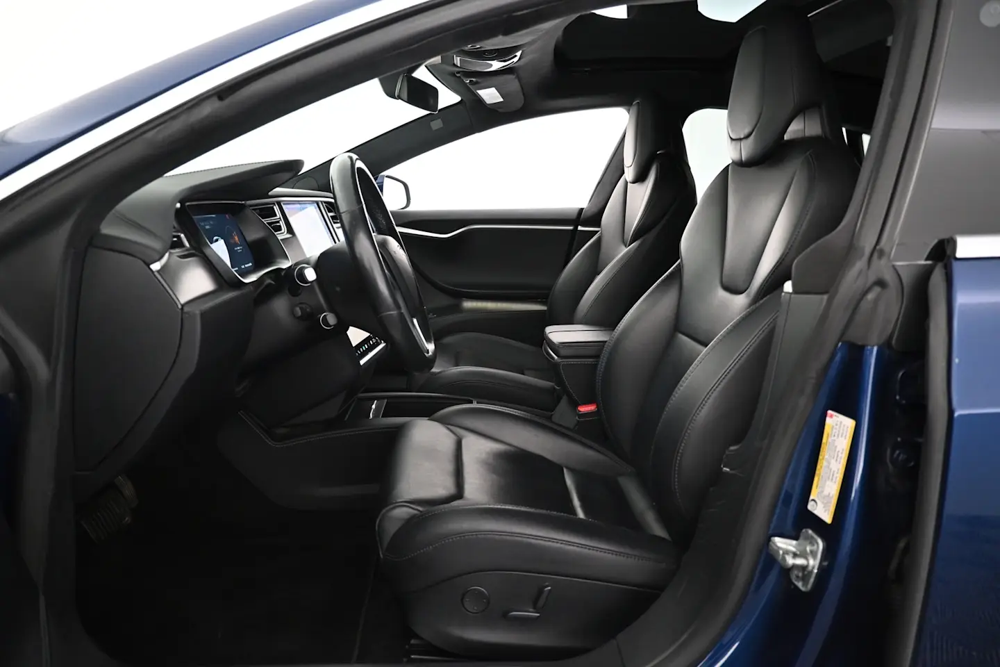 Car Image - 53JyIH5Pwyxyl8RpxQ7bwY