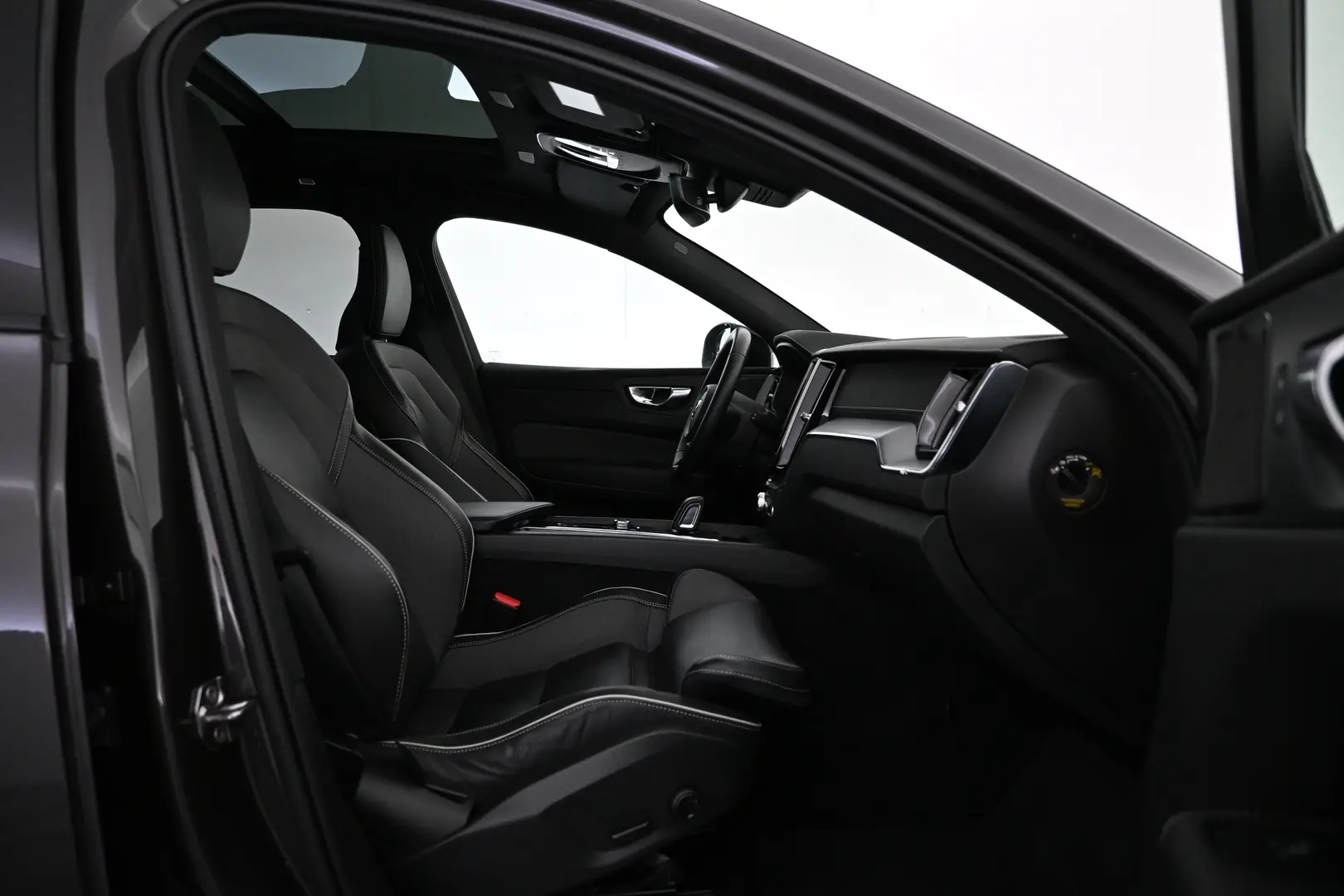 Car Image - K8ZxHVgkThIdEP6i3Anqd