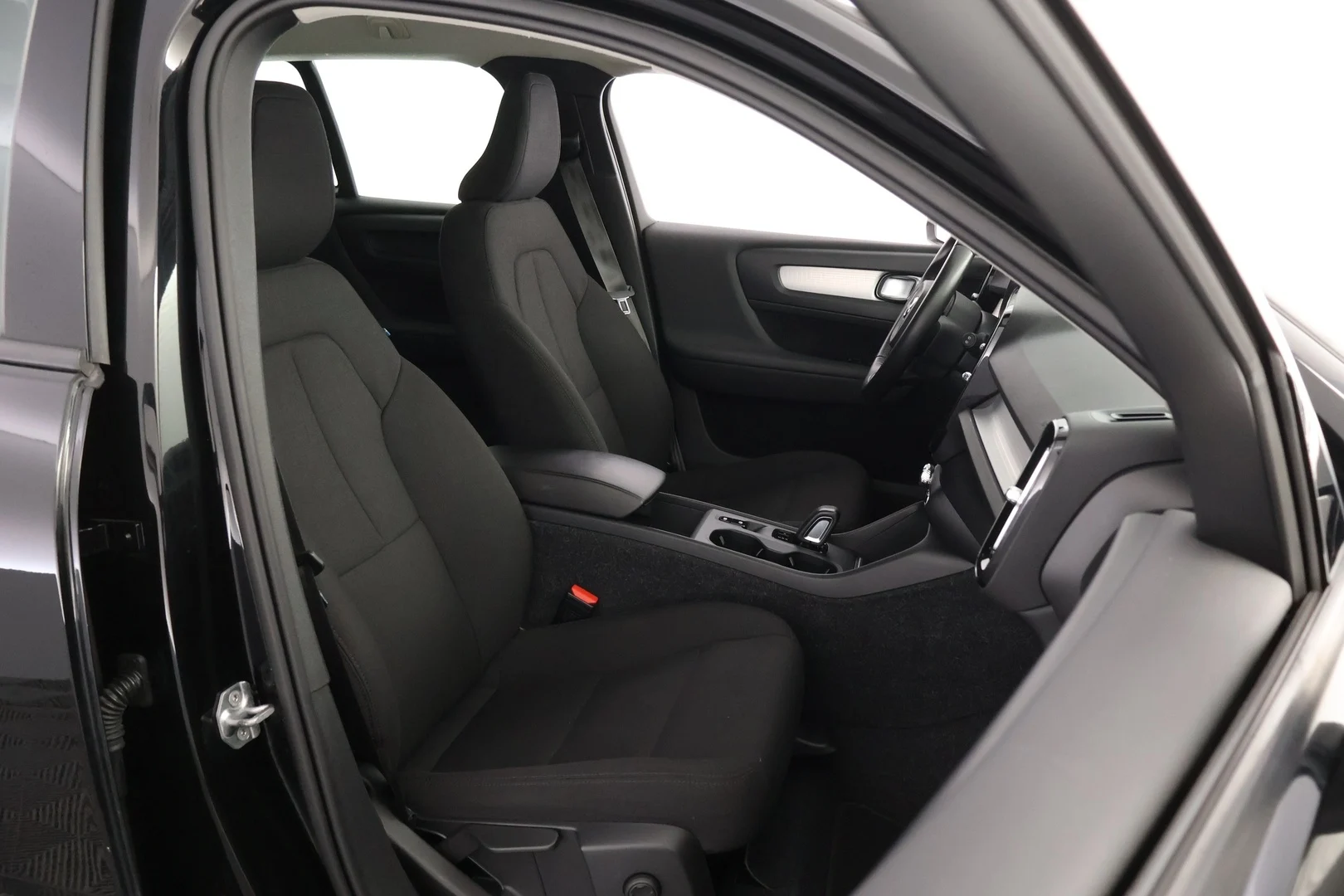 Car Image - 5XQbX6AyM9ZNFRsYMsFtPK