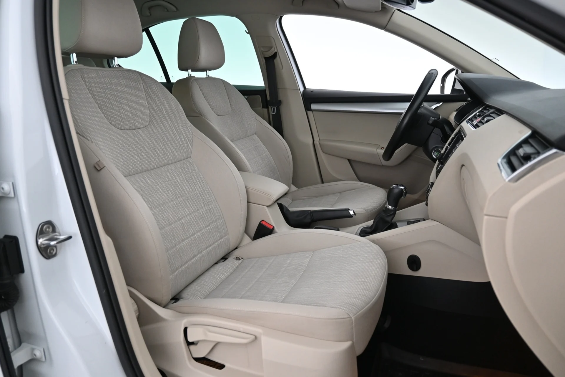 Car Image - 2ZOxNMOoXYxv23p8PUCkwC