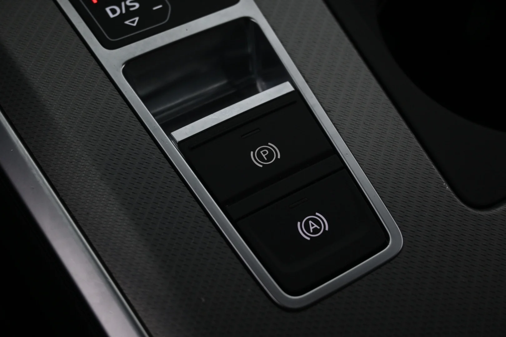 Car Image - 2Ja9MF9x5QJOfOWGbLtH7I