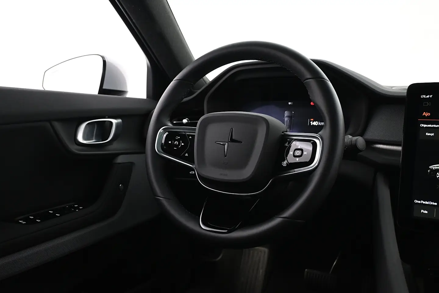 Car Image - WCKyEU7Kmb12rhhoJezgB