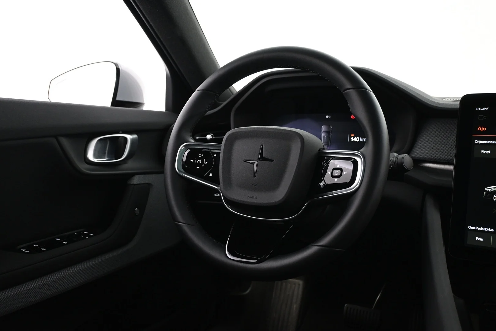 Car Image - WCKyEU7Kmb12rhhoJezgB