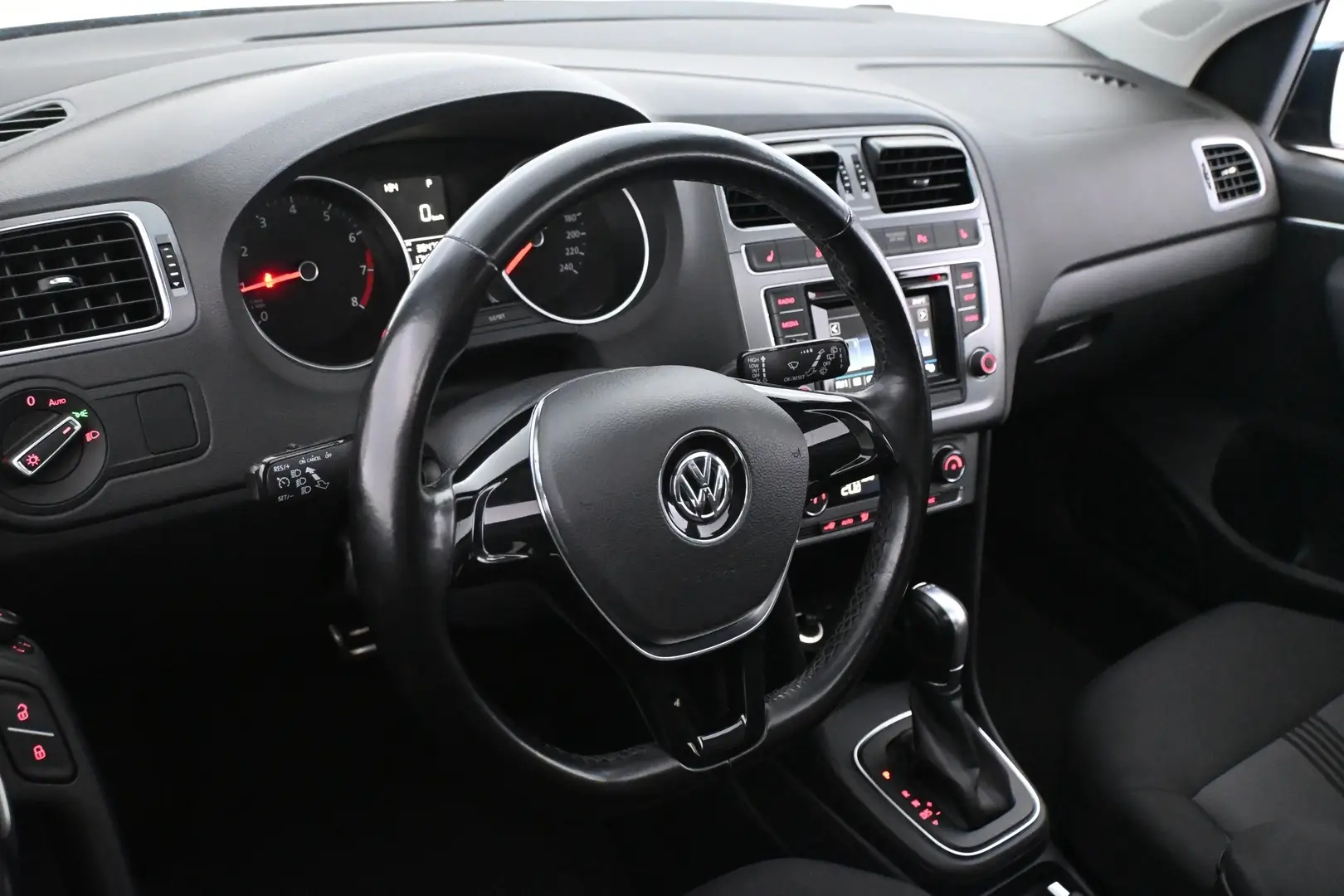 Car Image - 5hRkiupcbR0r24bLlS9lIb