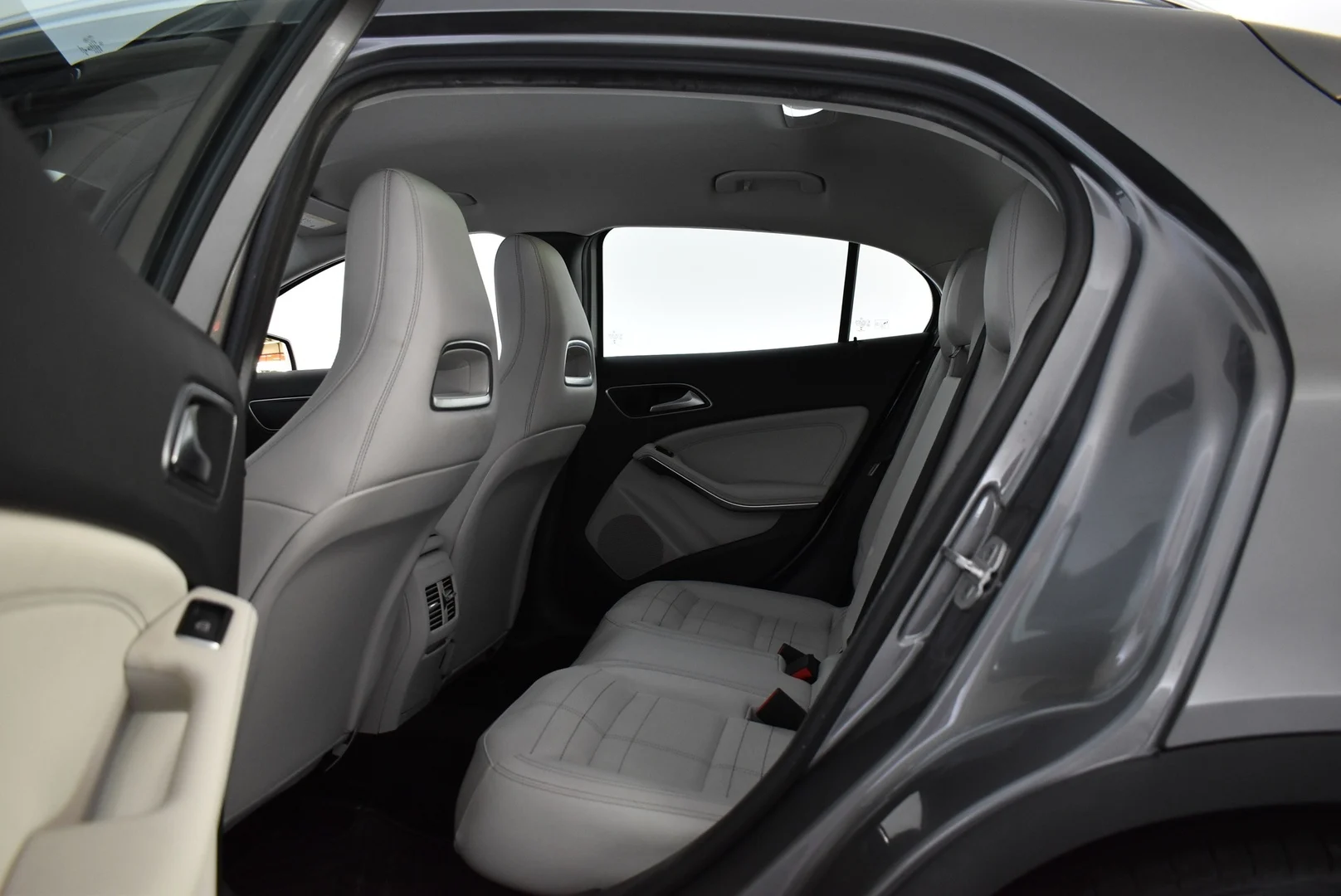 Car Image - 6hUL4Y74Le0ruzJe61GTMF