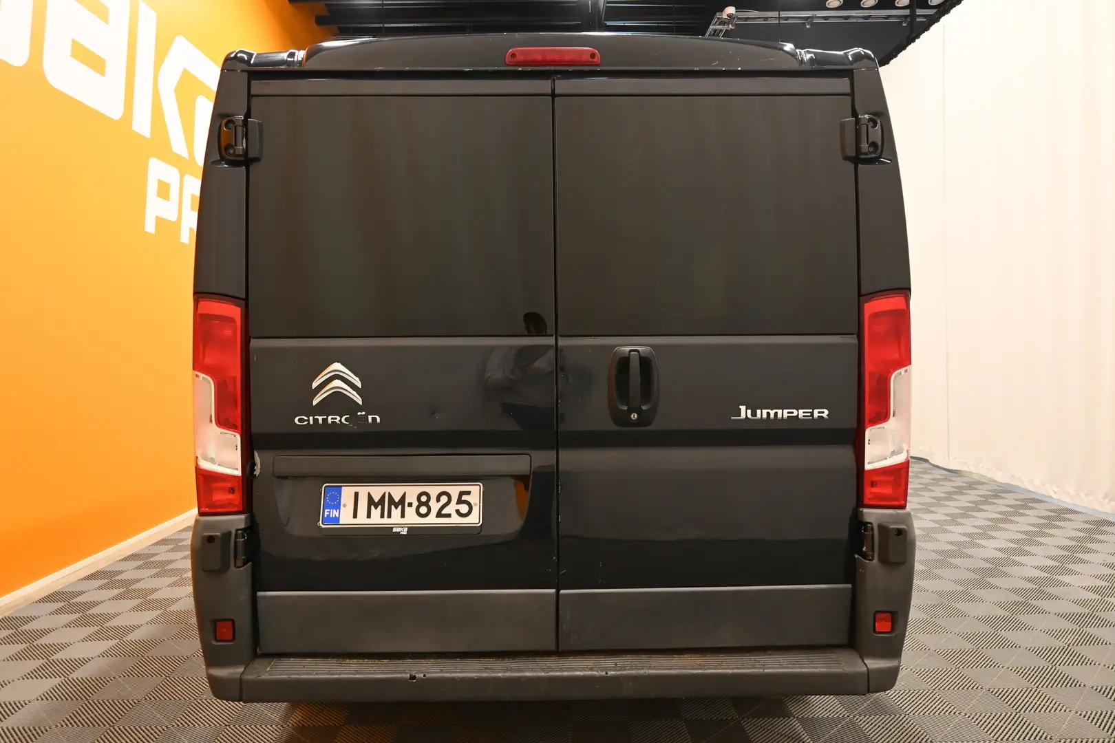 Car Image - 7wMcCYPKJJU2j4BIoUlRDE