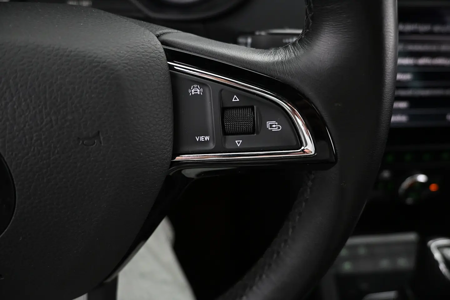 Car Image - 7zBm2LOpgDLq9LVsaGlDQj