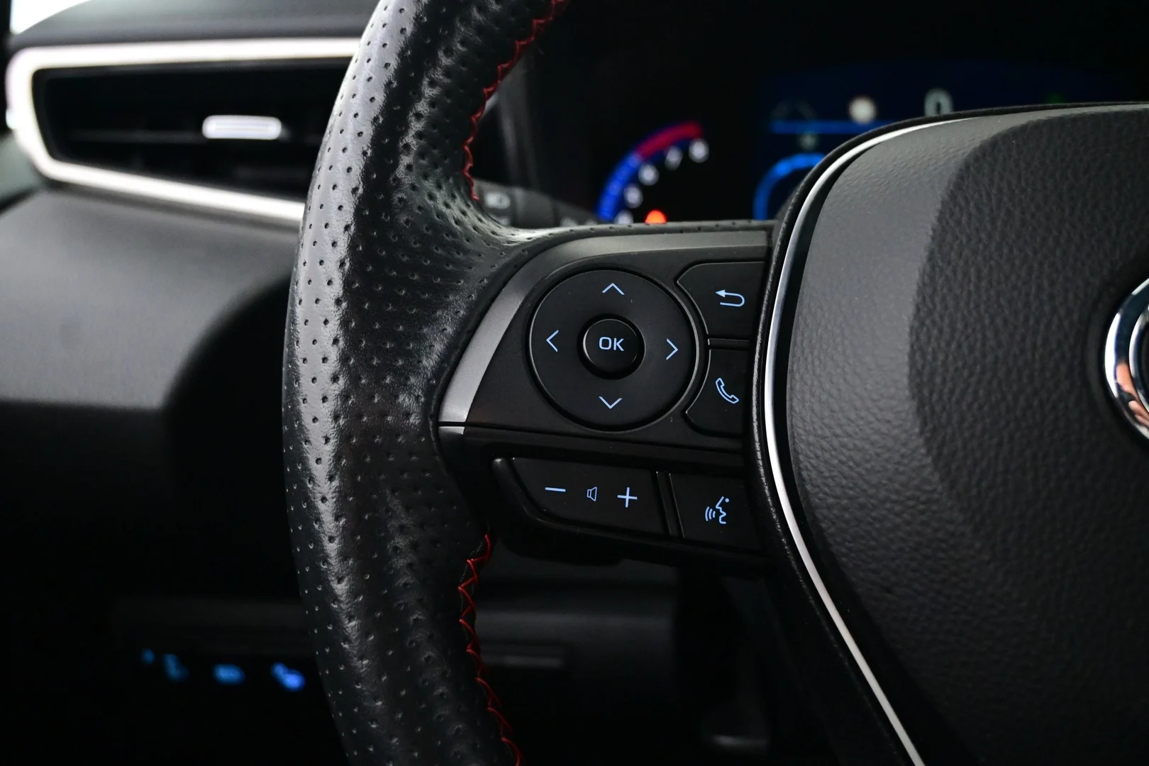 Car Image - 3ZN0yfSXs7PaDTetI7Xmwe