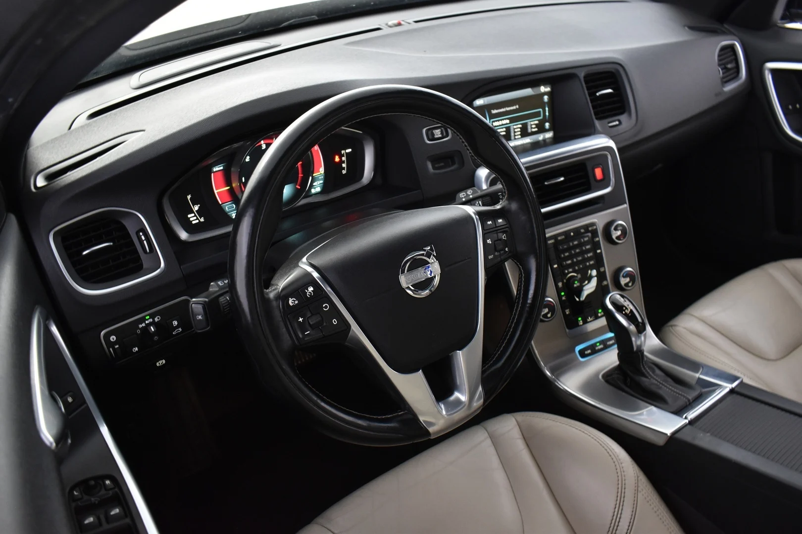Car Image - 2M4WkdBsmcACUznqkhw0vs