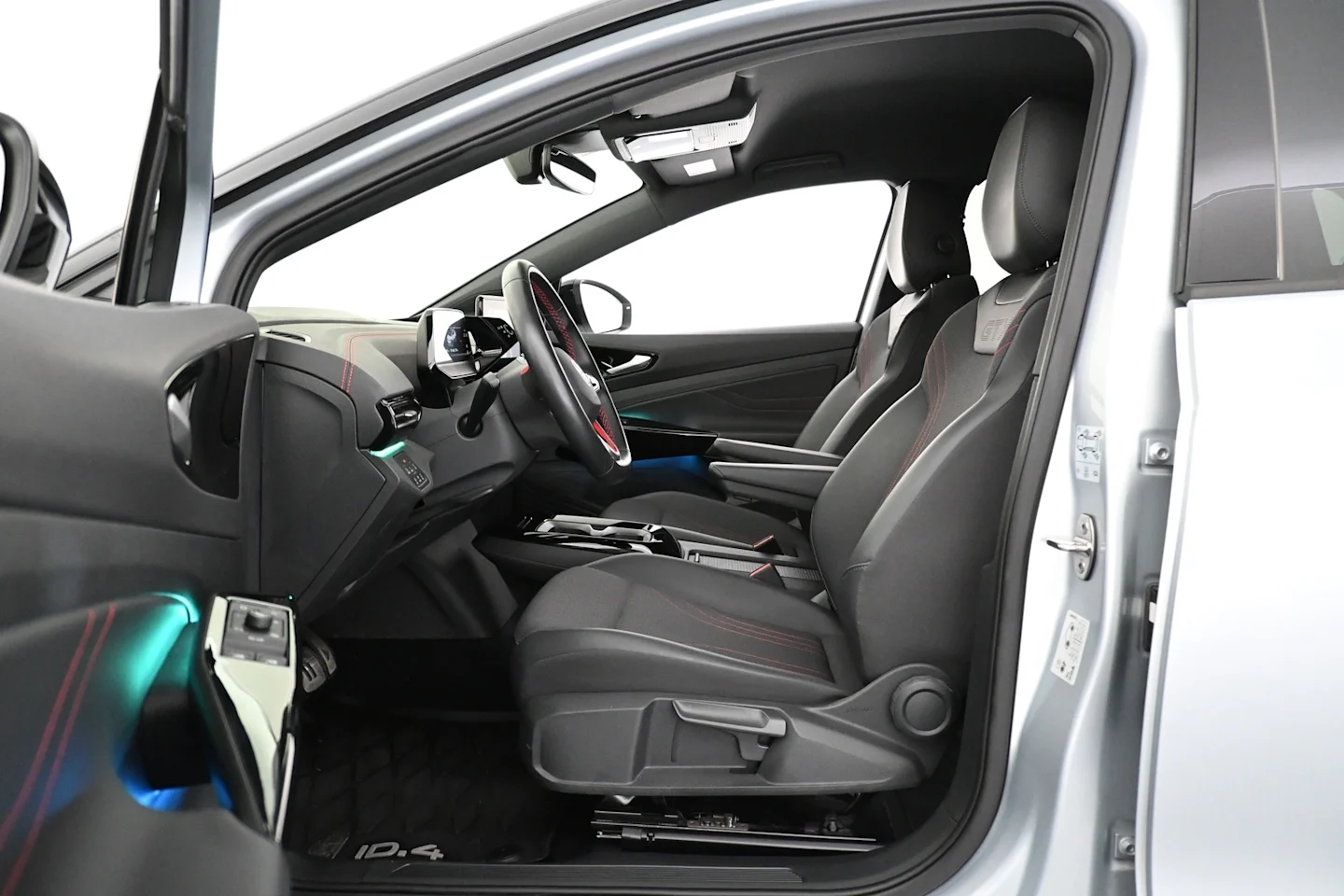 Car Image - 6QL8slahK0DDufe0LC897v
