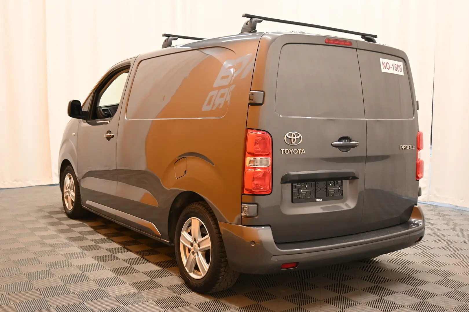 Car Image - 5xigk8lnlEP3sbHulctwTH