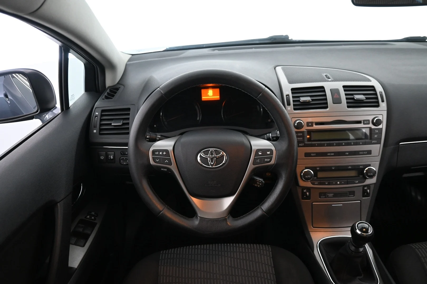 Car Image - 7ttce9fUbnxXgP13EibDTB