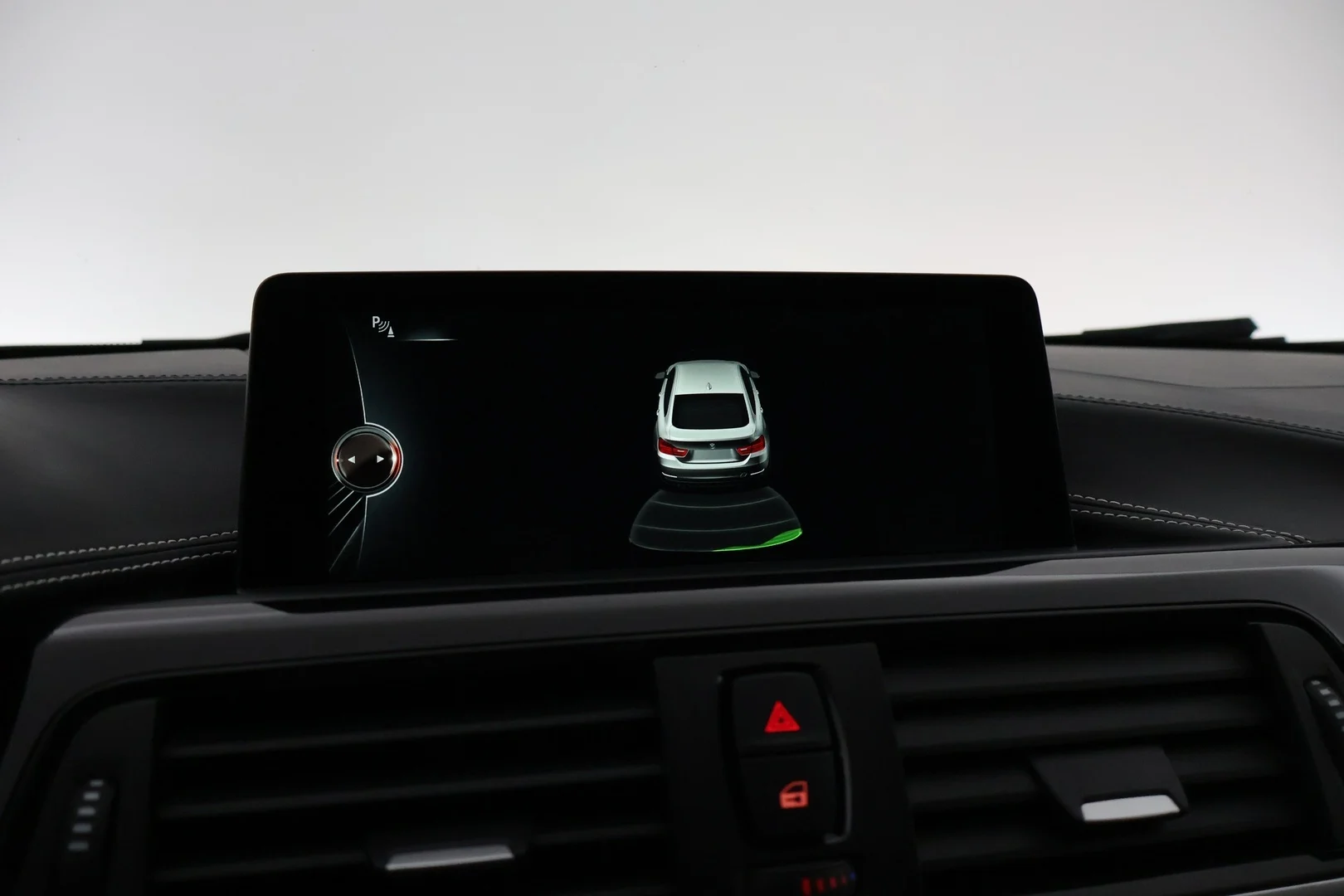 Car Image - 59qLzA8YBOyG13biONoMUB