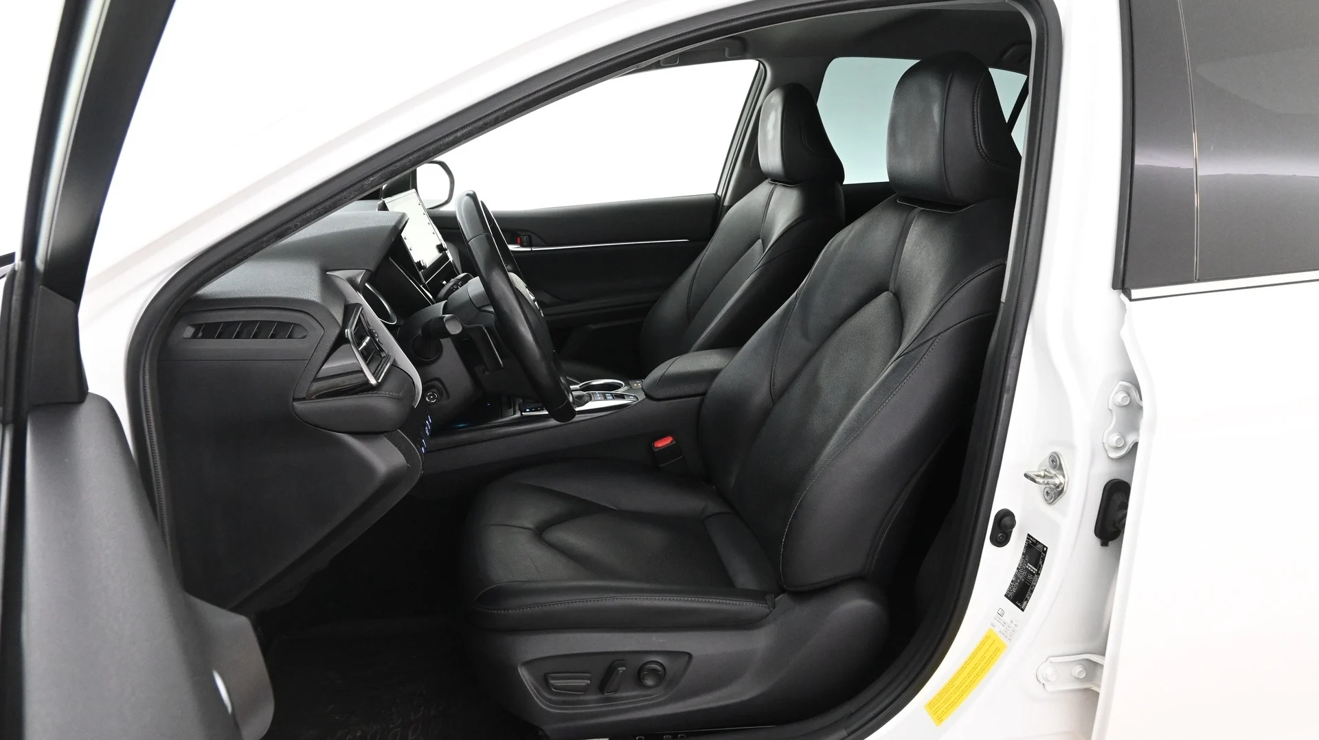 Car Image - 150EismucaAXxqDHkpjlg0