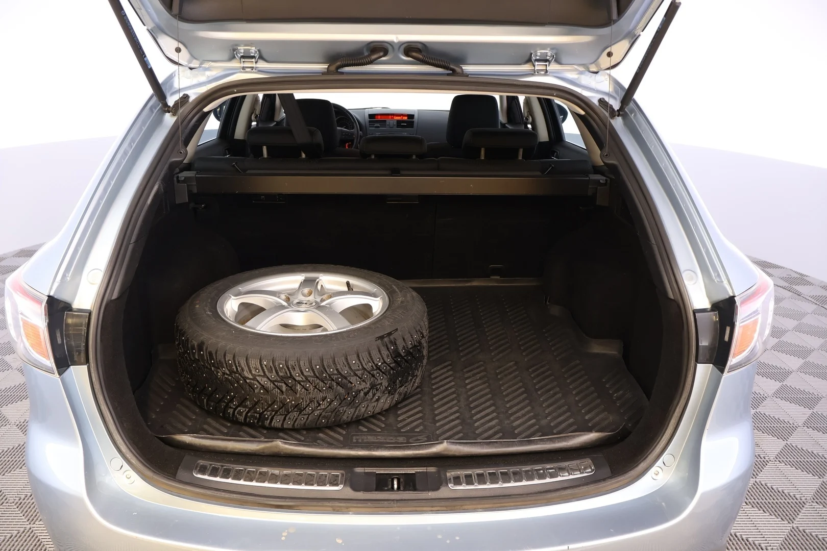 Car Image - 5n7Lv62OMmecyVNAIqfoZO