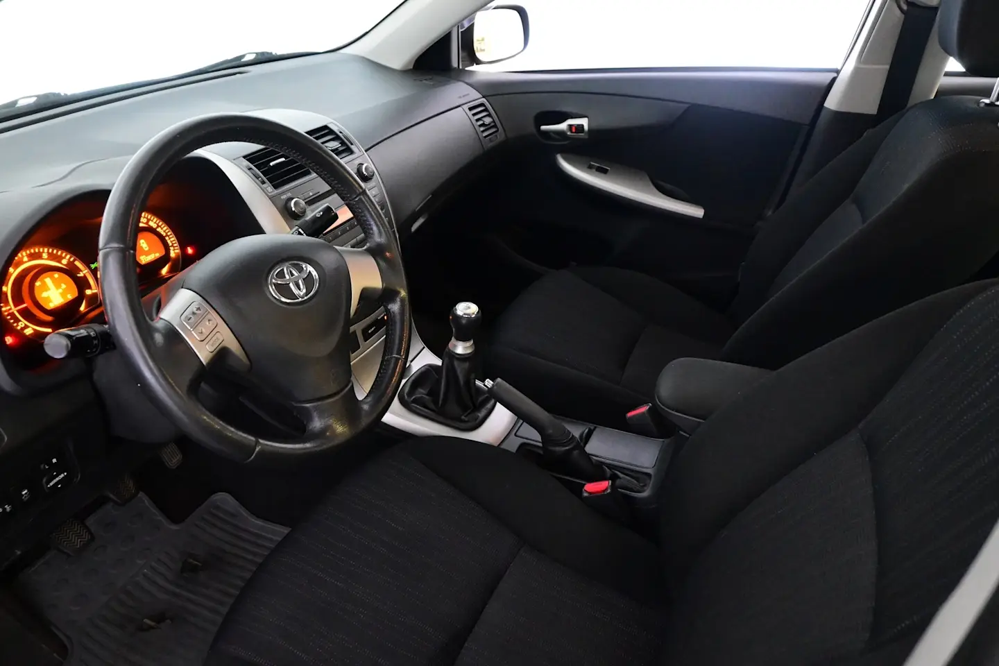 Car Image - 4LaF5f4GNCFDdsO7KHZfKJ