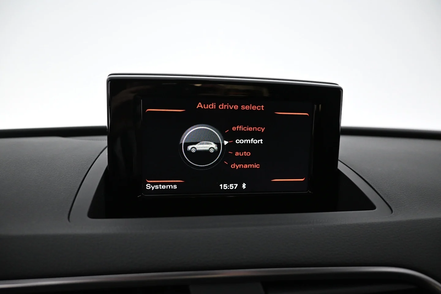 Car Image - 742MCYjj5w4aFsiSyAbi0t