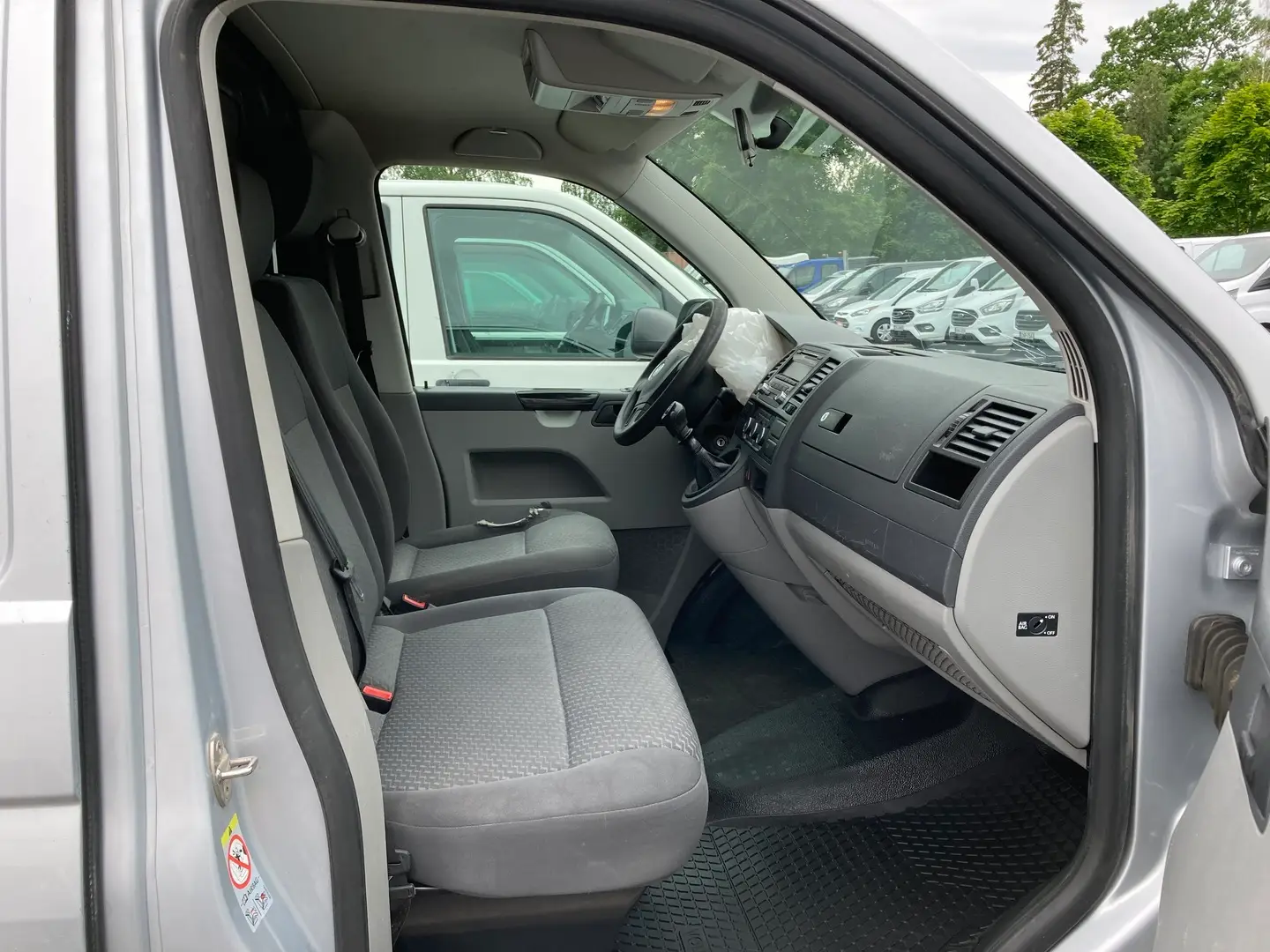 Car Image - 2GlPRmBfBugI9pcntsqpWE