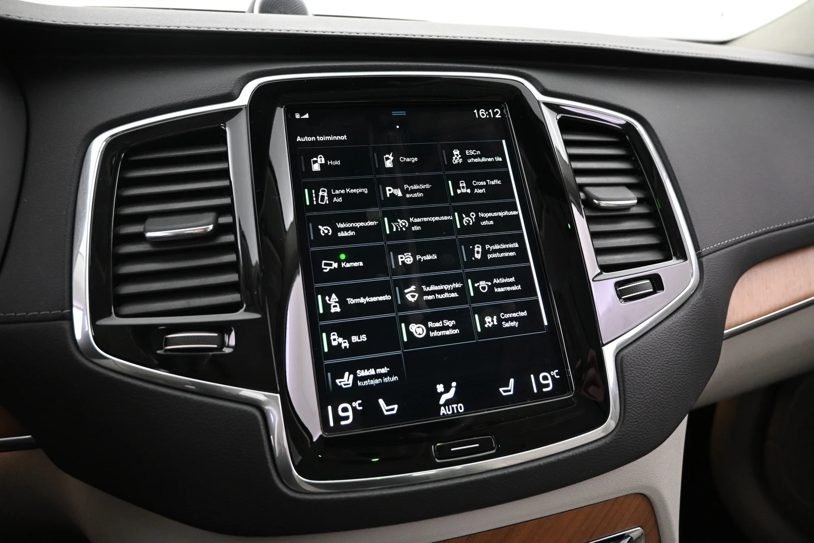 Car Image - 415pxrEmJDZ589YZCLeSgv