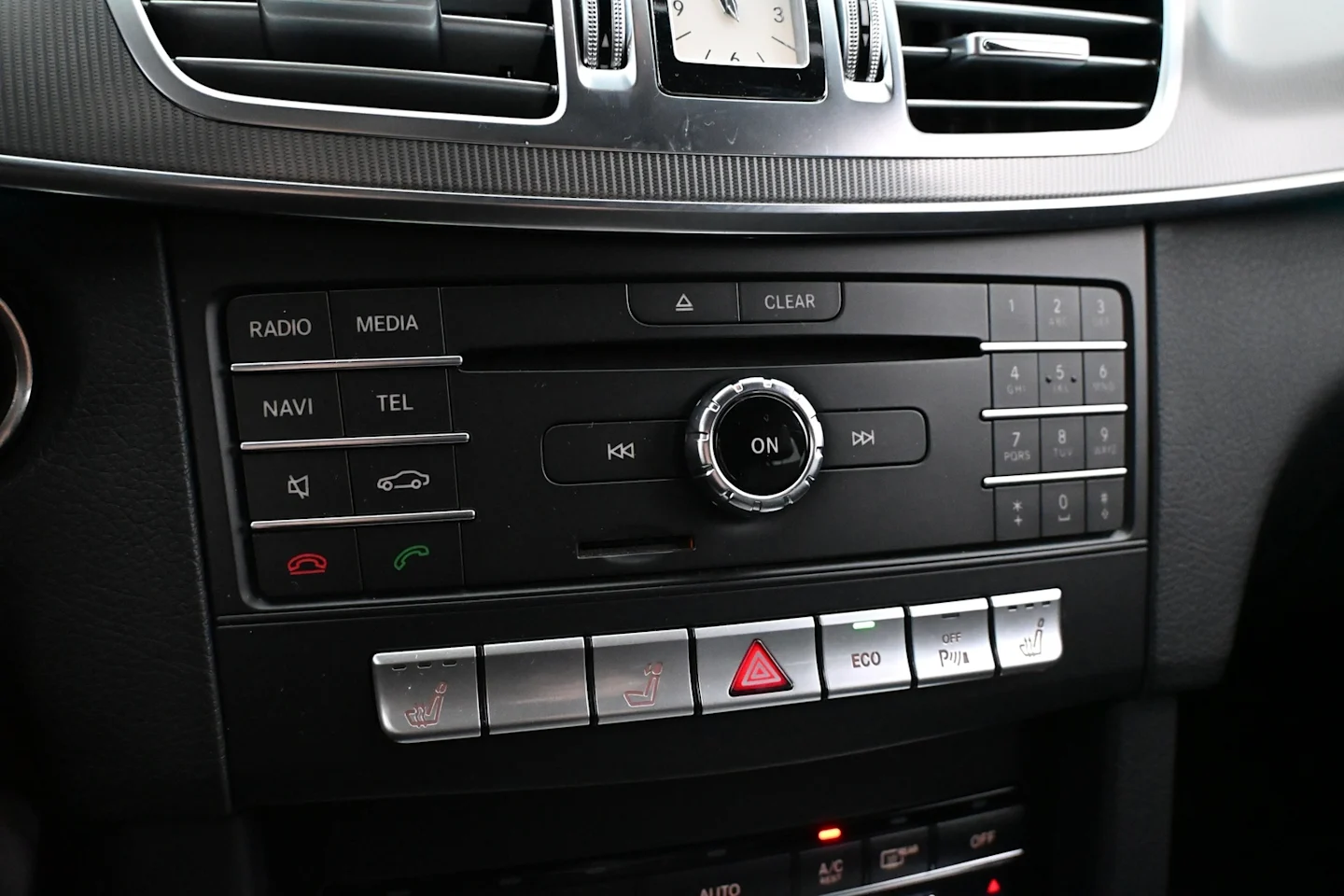 Car Image - 7bXLO9KgWYzr4WUhhiKOf9