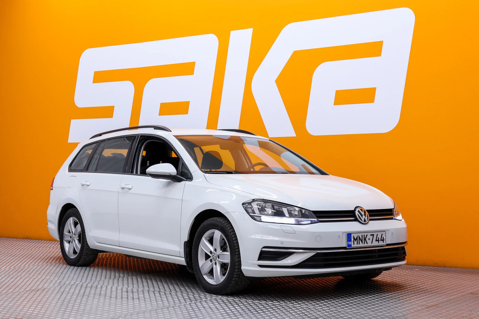 Car Image - 4Tvu7Xsk1TBDQnAc6LTXm4
