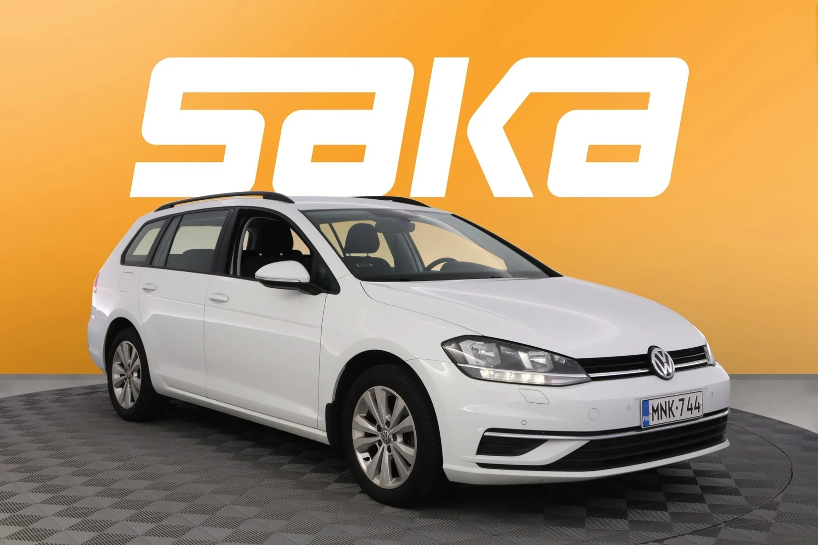 Car Image - 4Tvu7Xsk1TBDQnAc6LTXm4