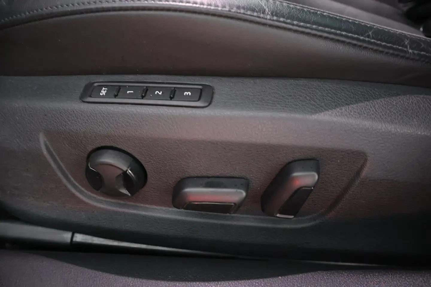 Car Image - 3rhj9ttfv7XUEbrP2QINiC
