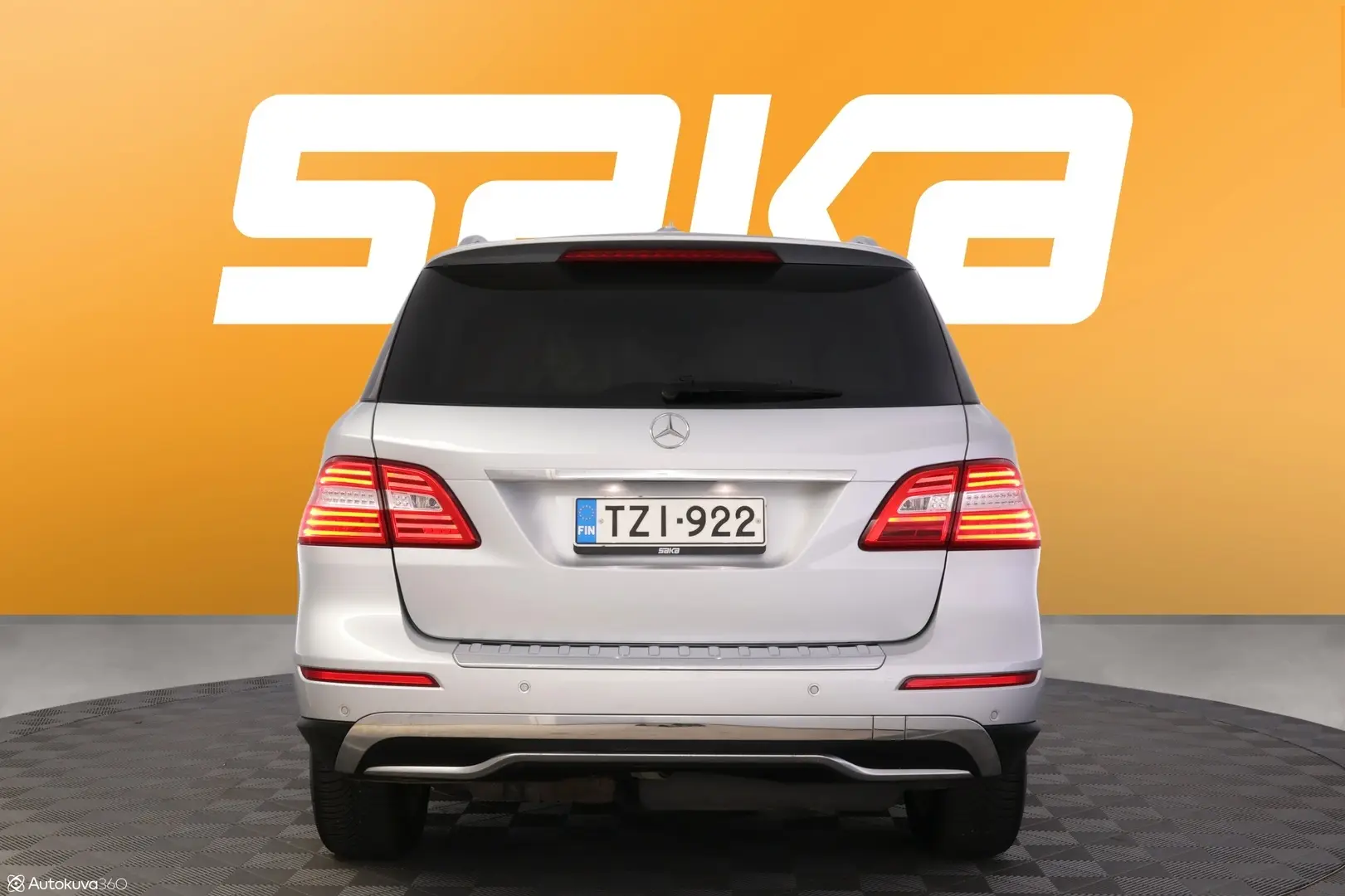 Car Image - 6YQSxz7IgjvL1UqUZ3Oho4